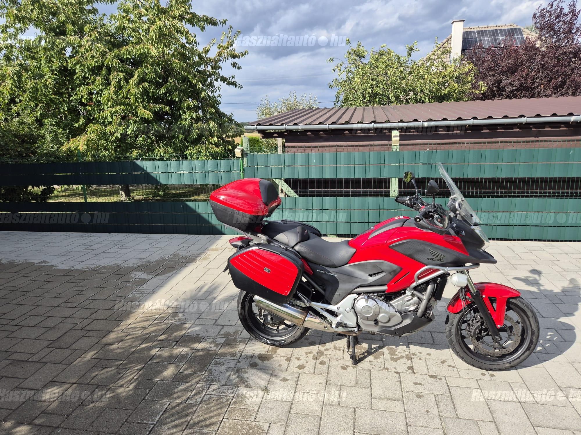 HONDA NC 700 X 2013 - 1