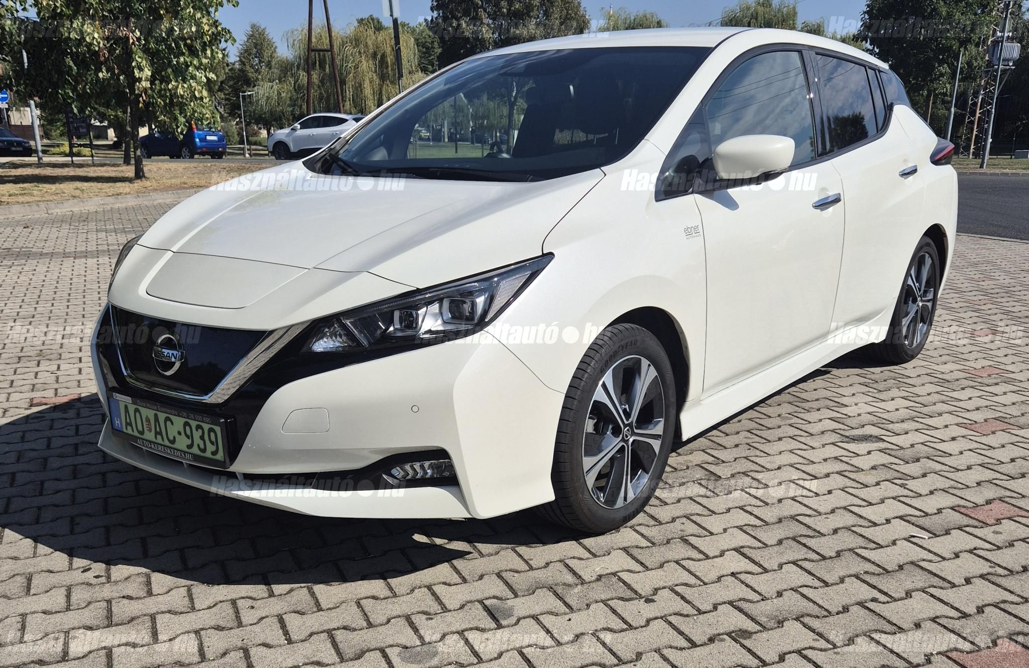 NISSAN LEAF 2021/10 - 1