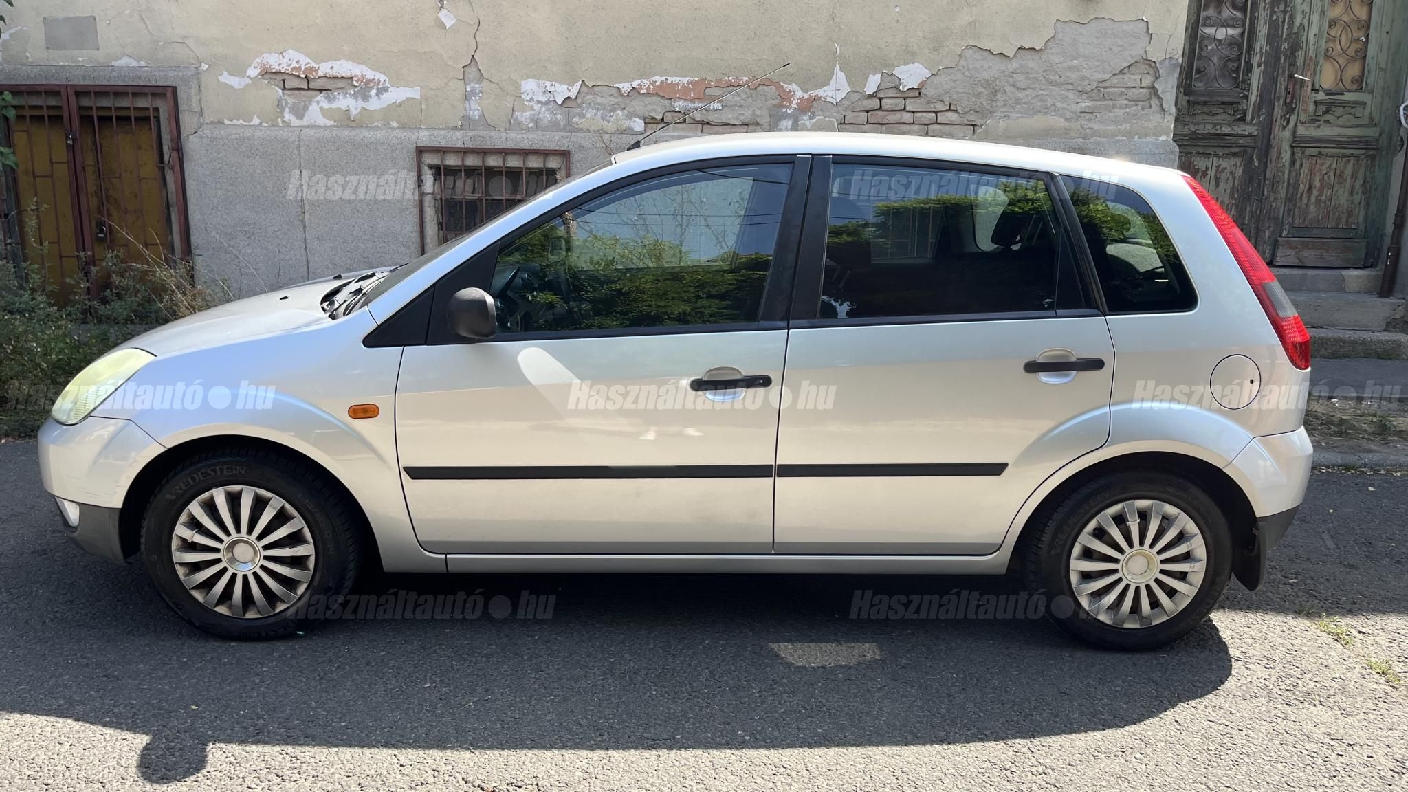 FORD FIESTA 2005 - 1