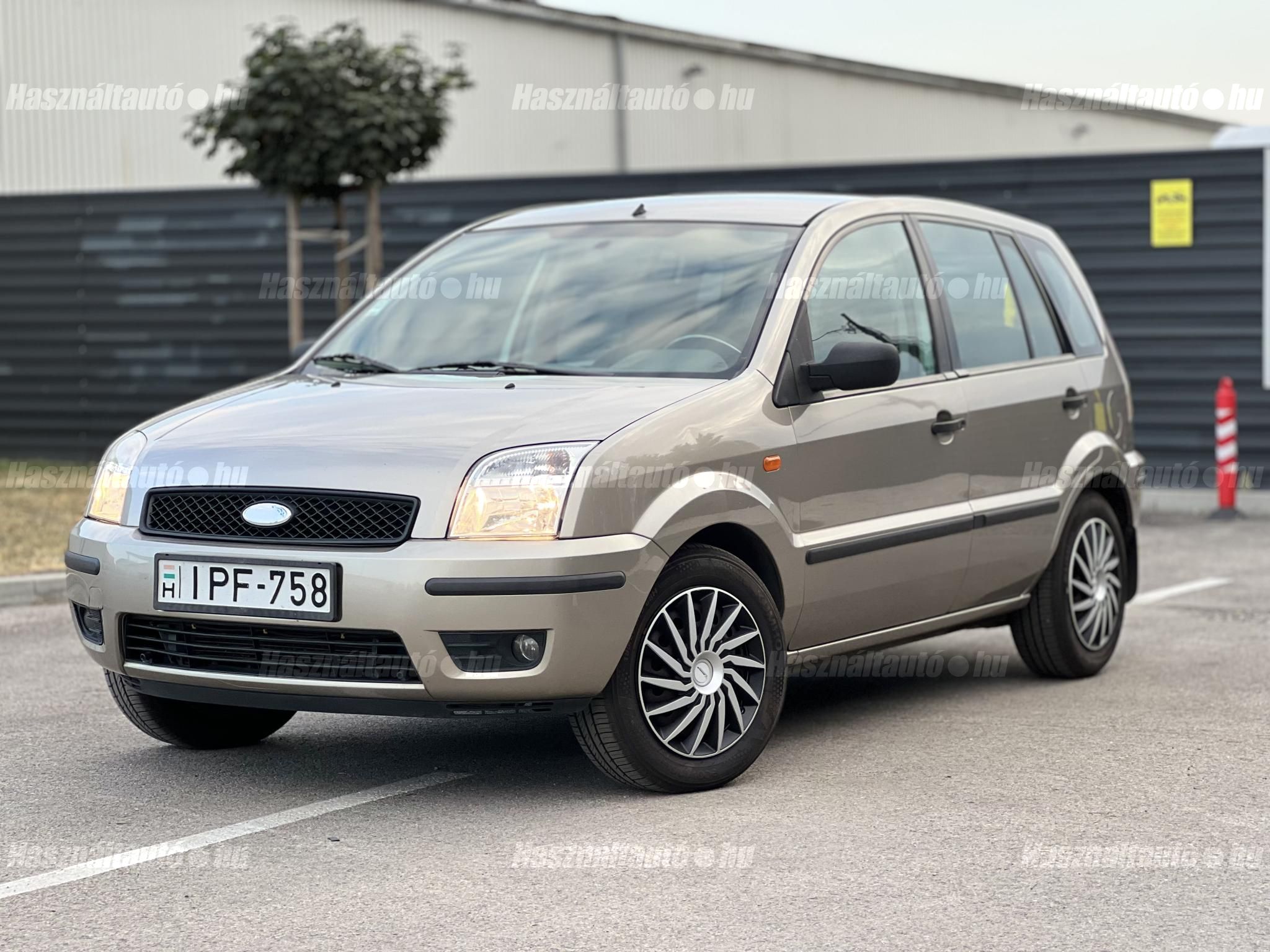FORD FUSION 2004/12 - 1
