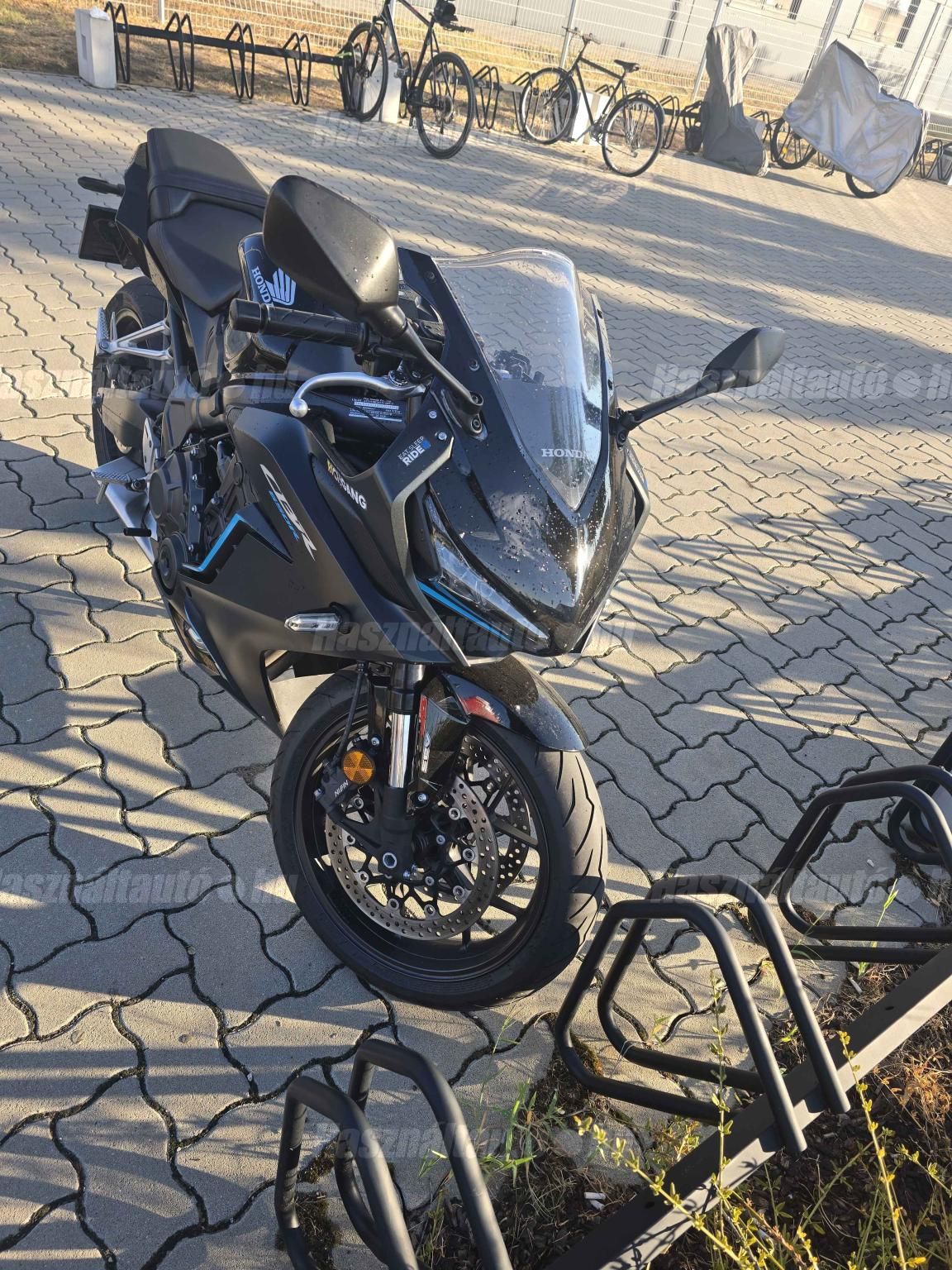 HONDA CBR 650 R 2023 - 1