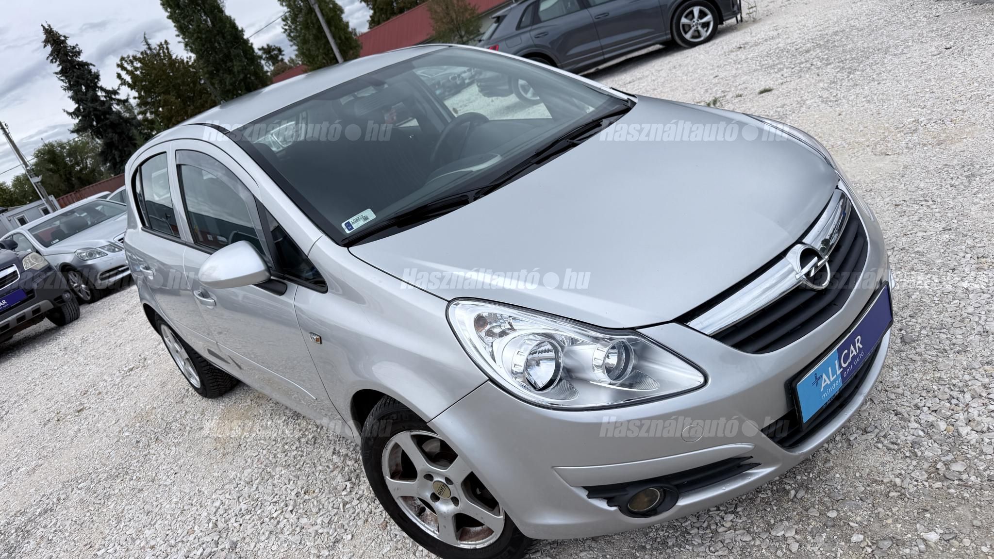 OPEL CORSA D 2008/5 - 1