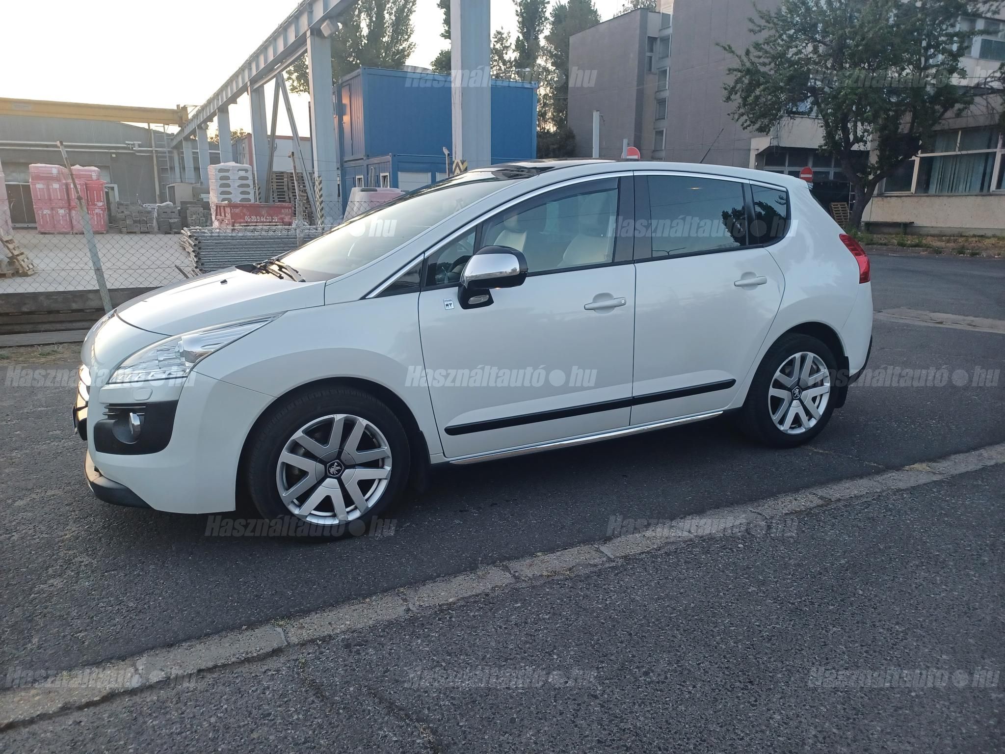 PEUGEOT 3008 2013/4 - 1