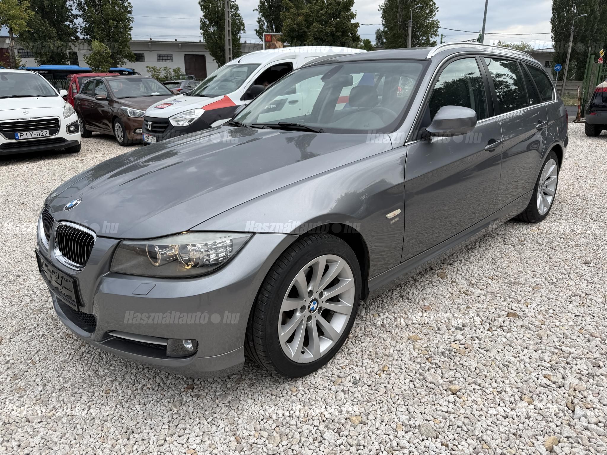 BMW 318 2011/5 - 1