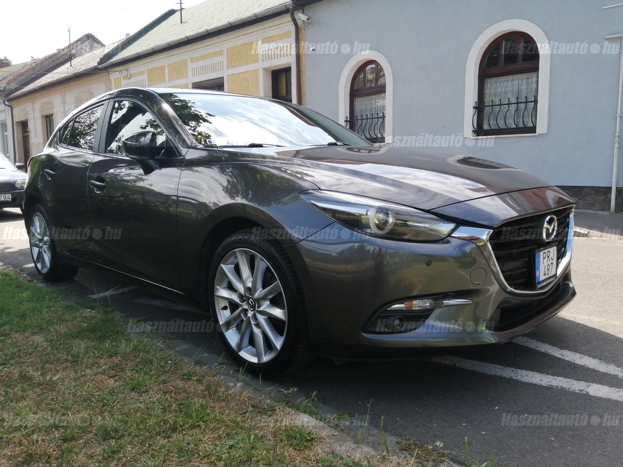 MAZDA 3 2018/2 - 1