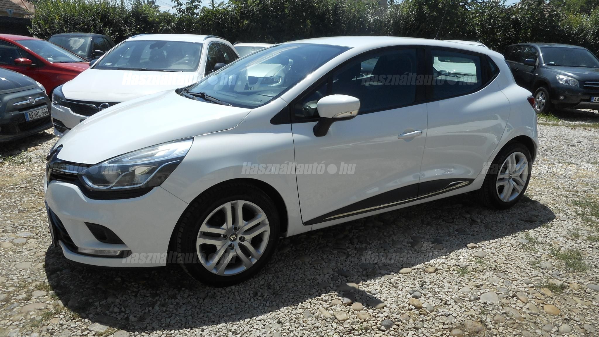 RENAULT CLIO 2018/9 - 1