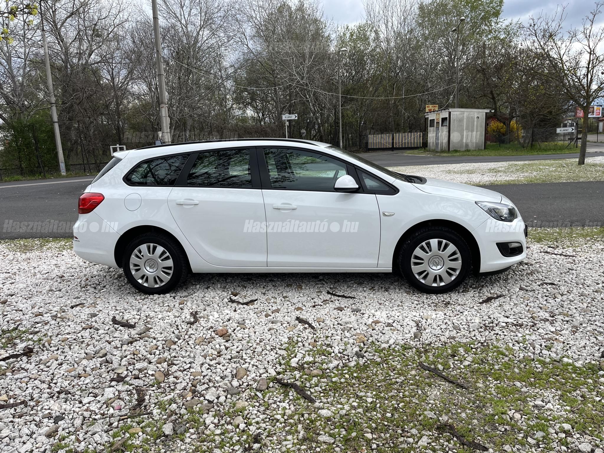 OPEL ASTRA 2013/8 - 1