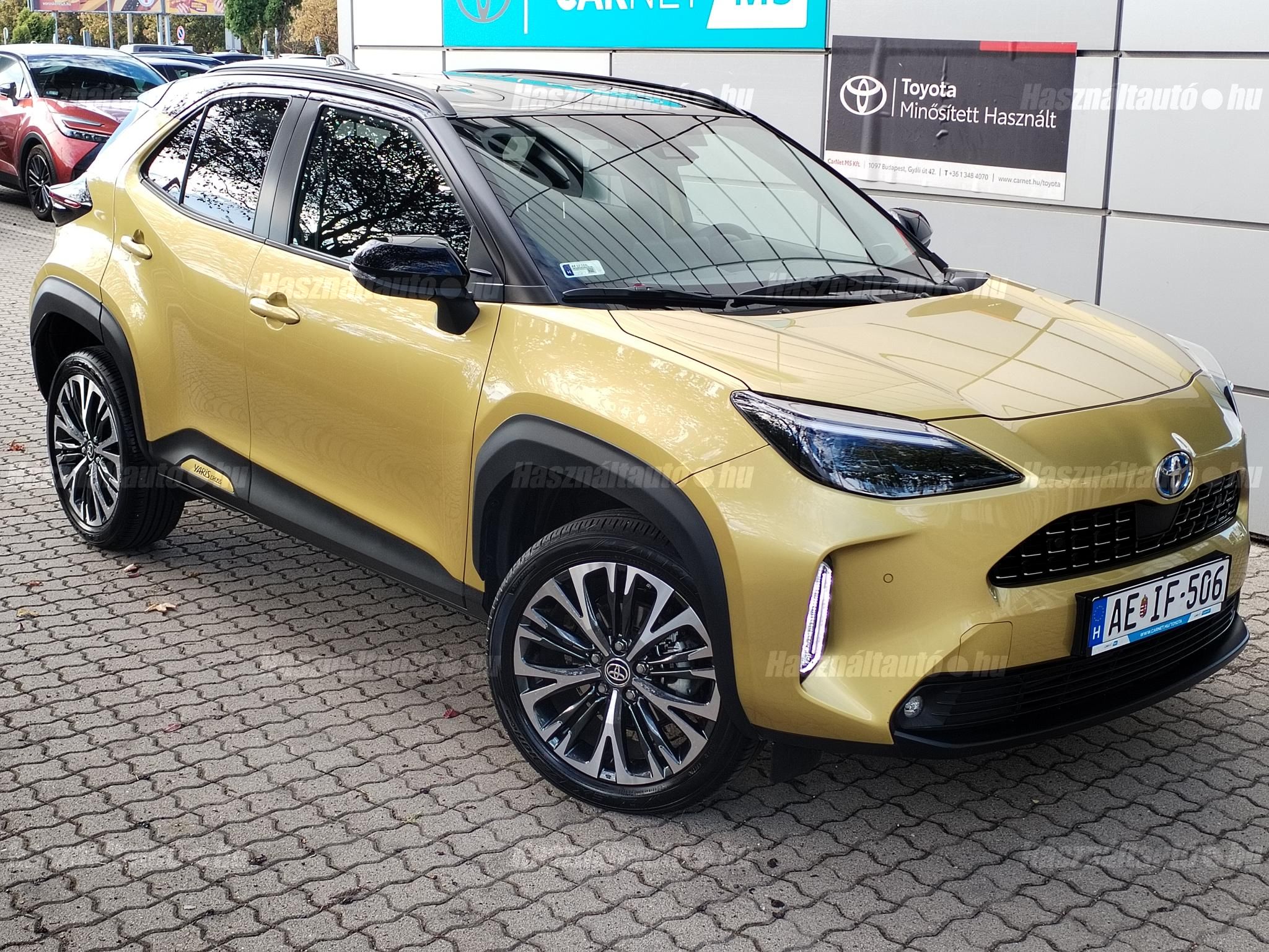 TOYOTA YARIS CROSS 2024/1 - 1