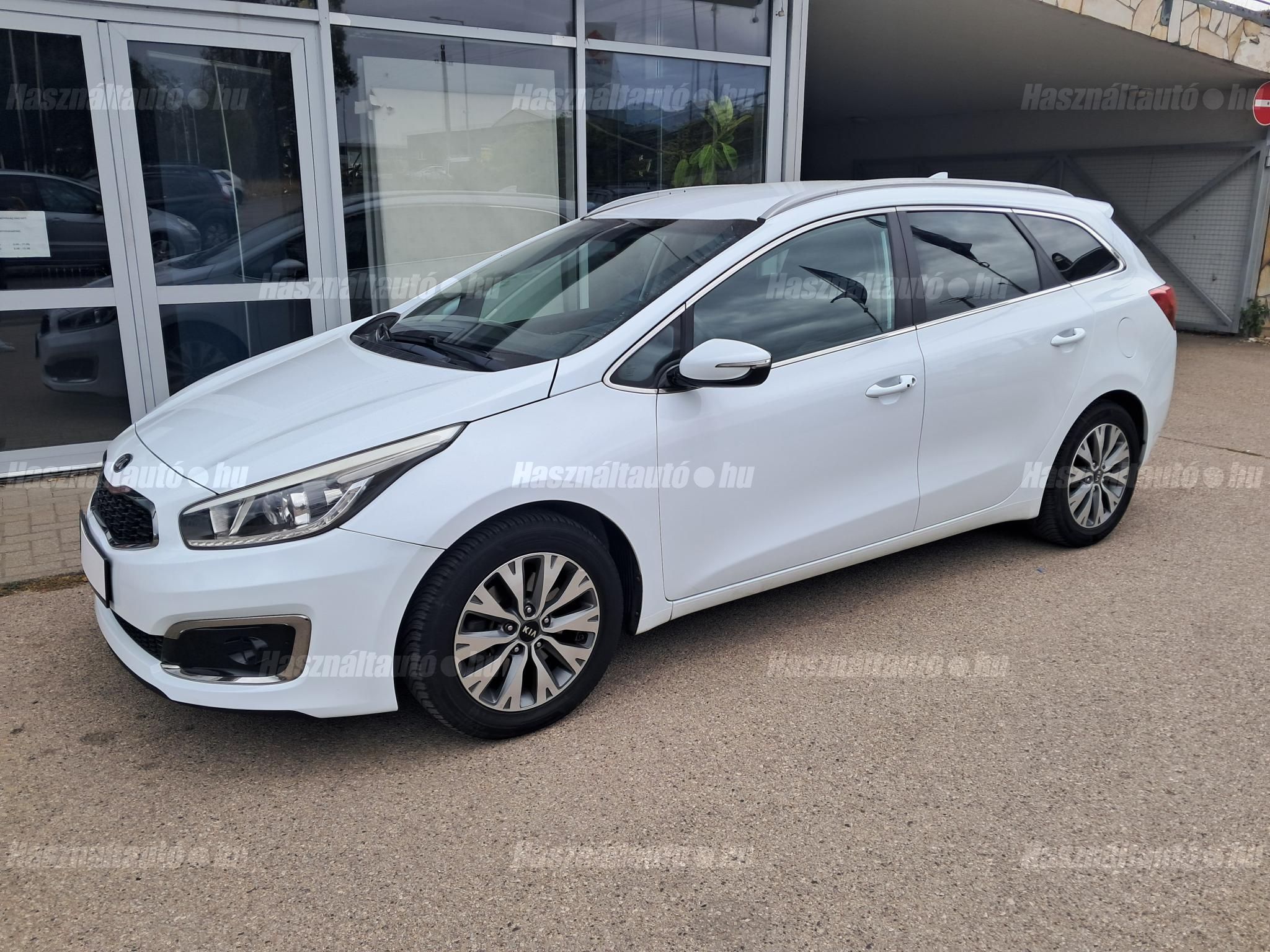 KIA CEE'D 2018/7 - 1