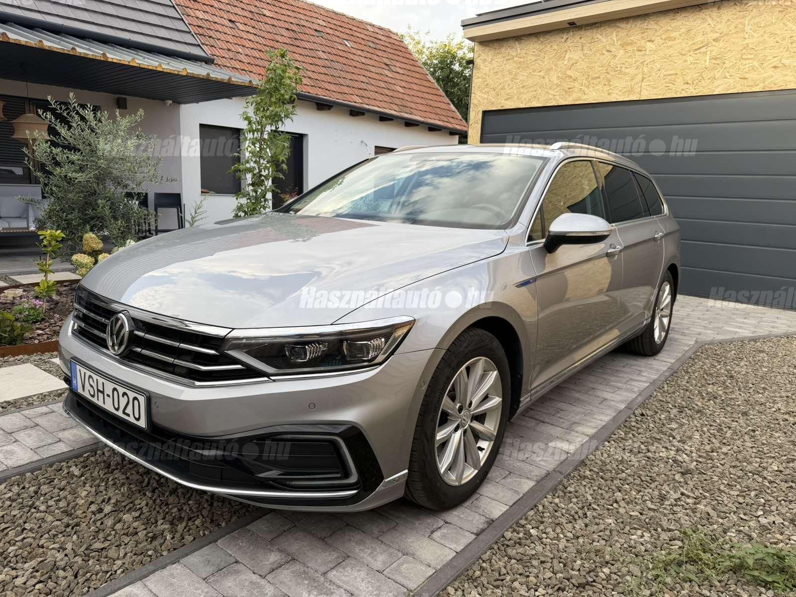 VOLKSWAGEN PASSAT 2020/9 - 1