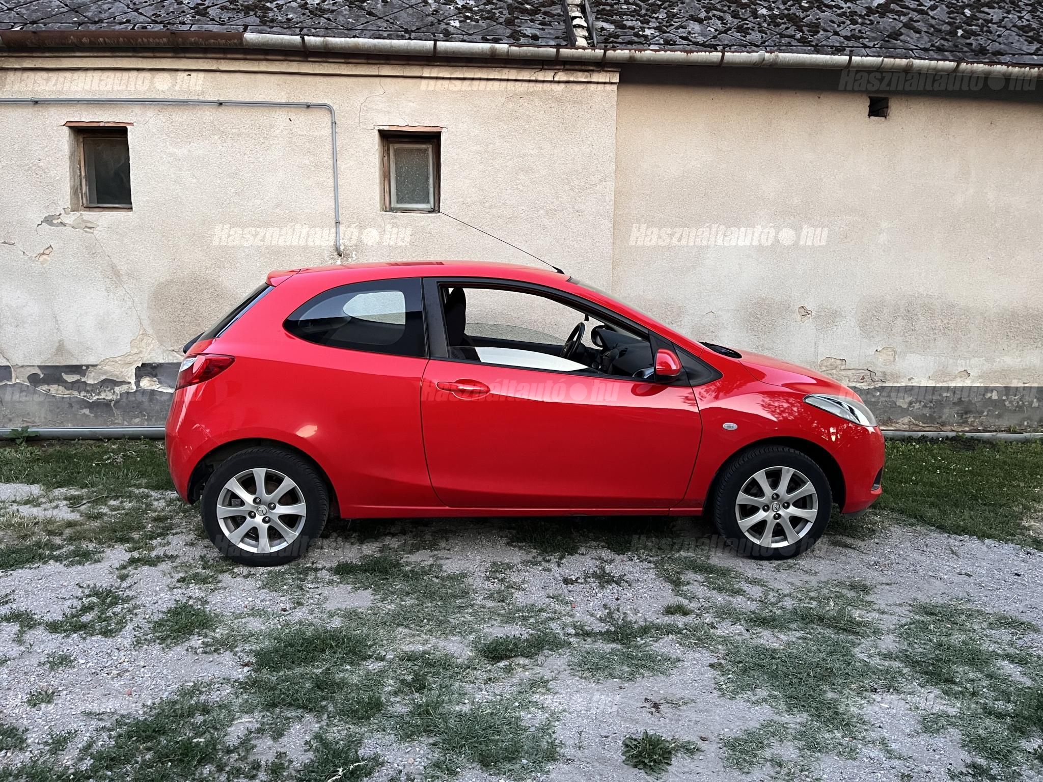 MAZDA 2 2009/3 - 1