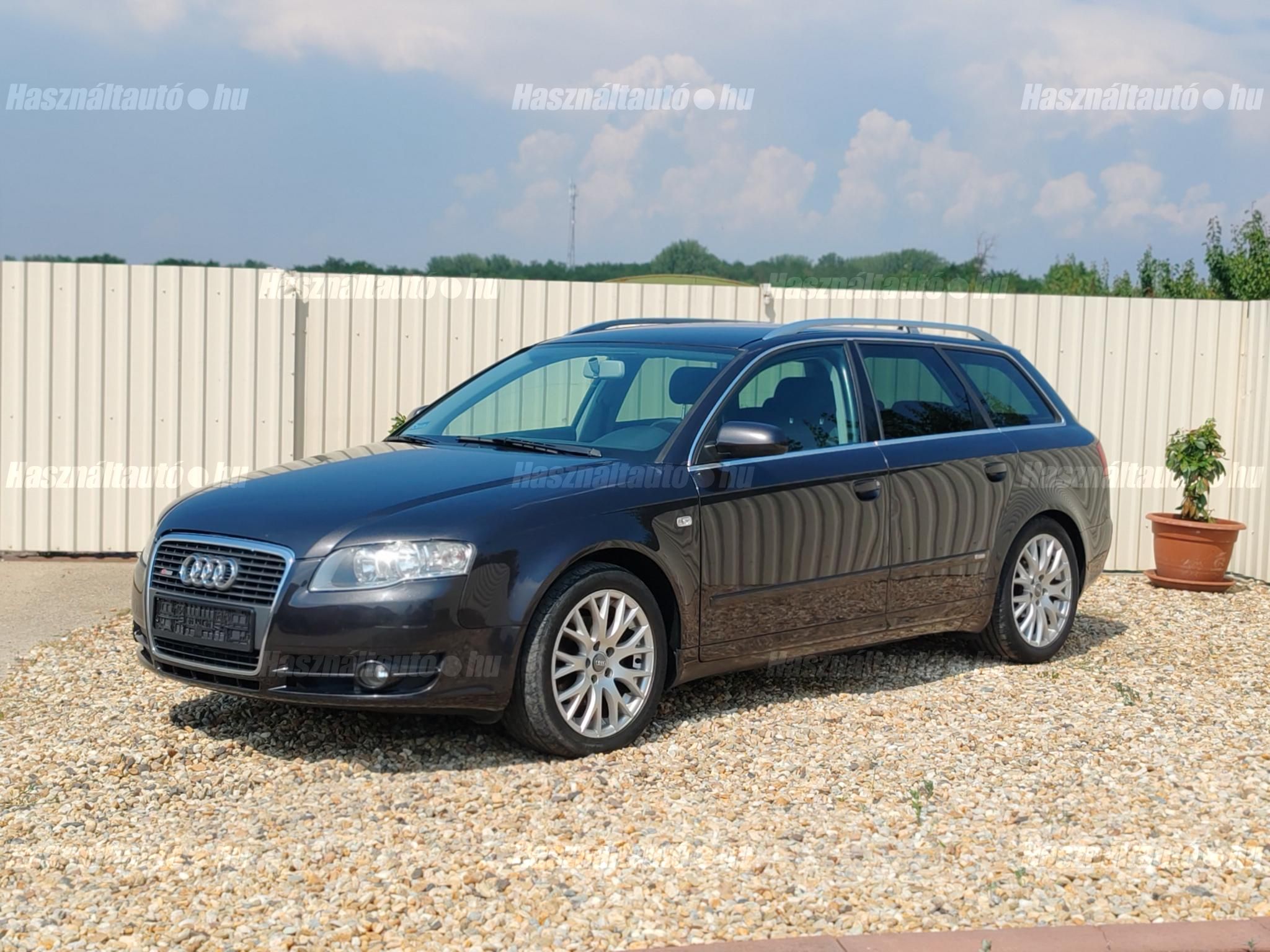 AUDI A4 2007/7 - 1