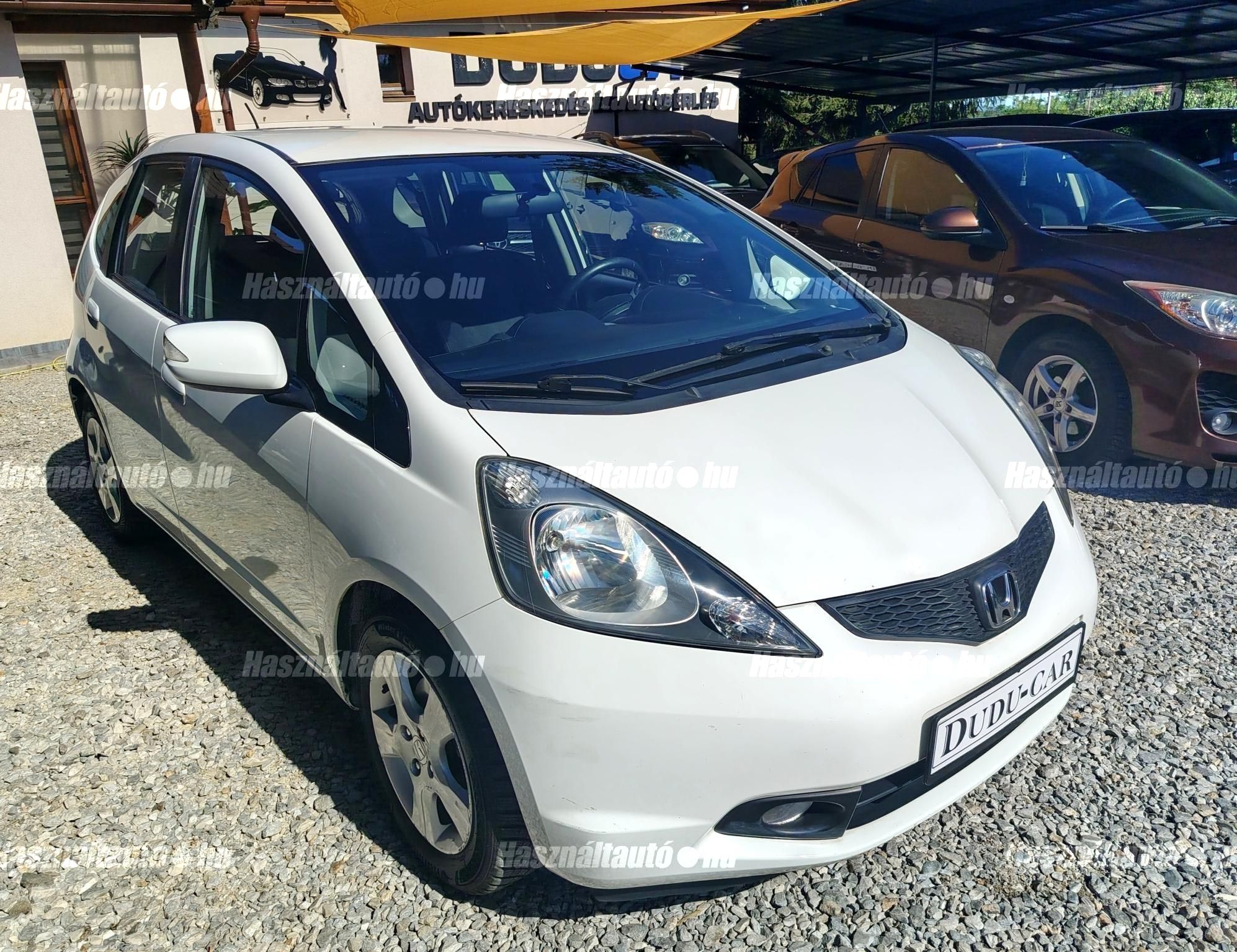 HONDA JAZZ 2010/8 - 1