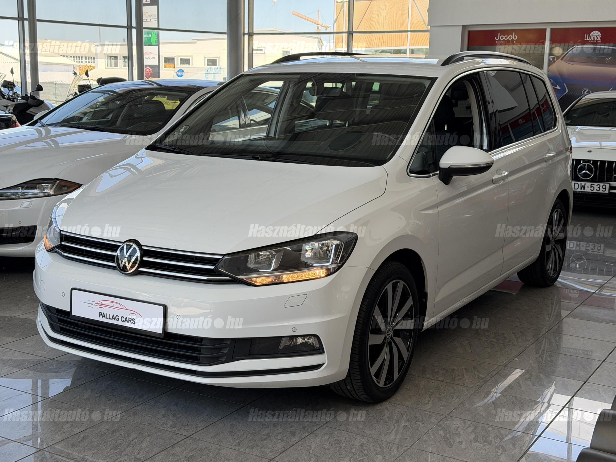VOLKSWAGEN TOURAN 2021/5 - 1