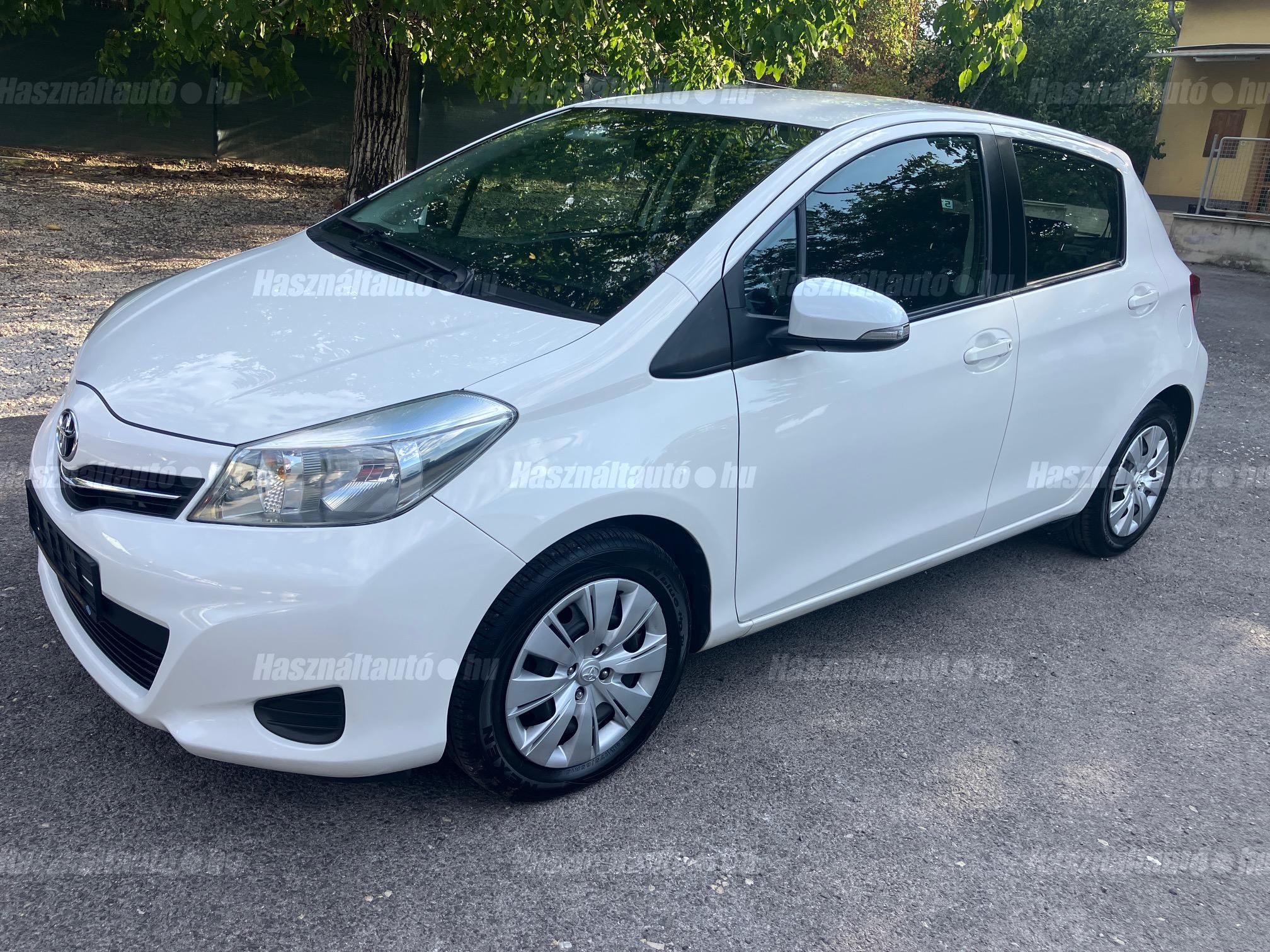 TOYOTA YARIS 2012/5 - 1
