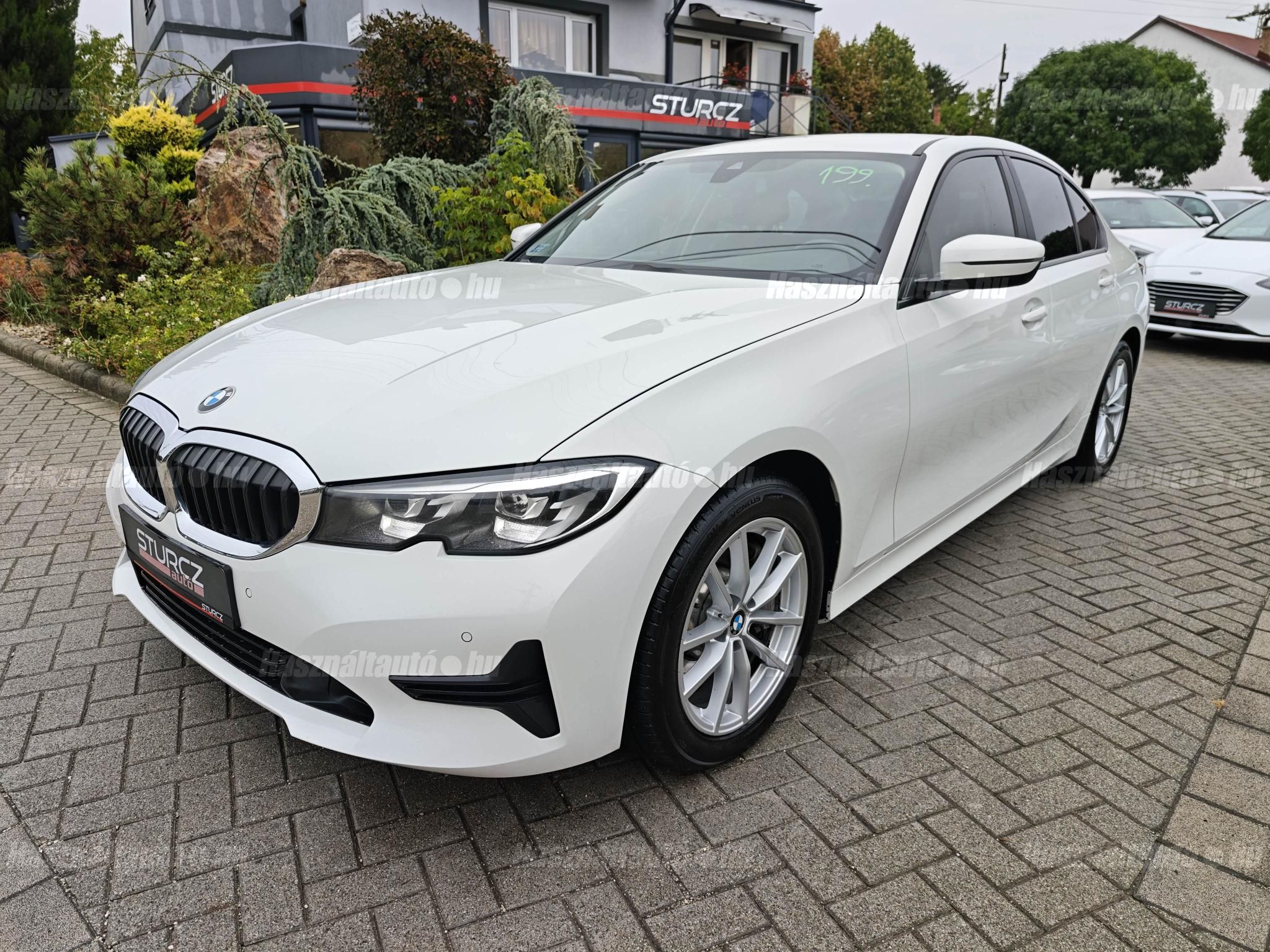 BMW 330 2022/7 - 1