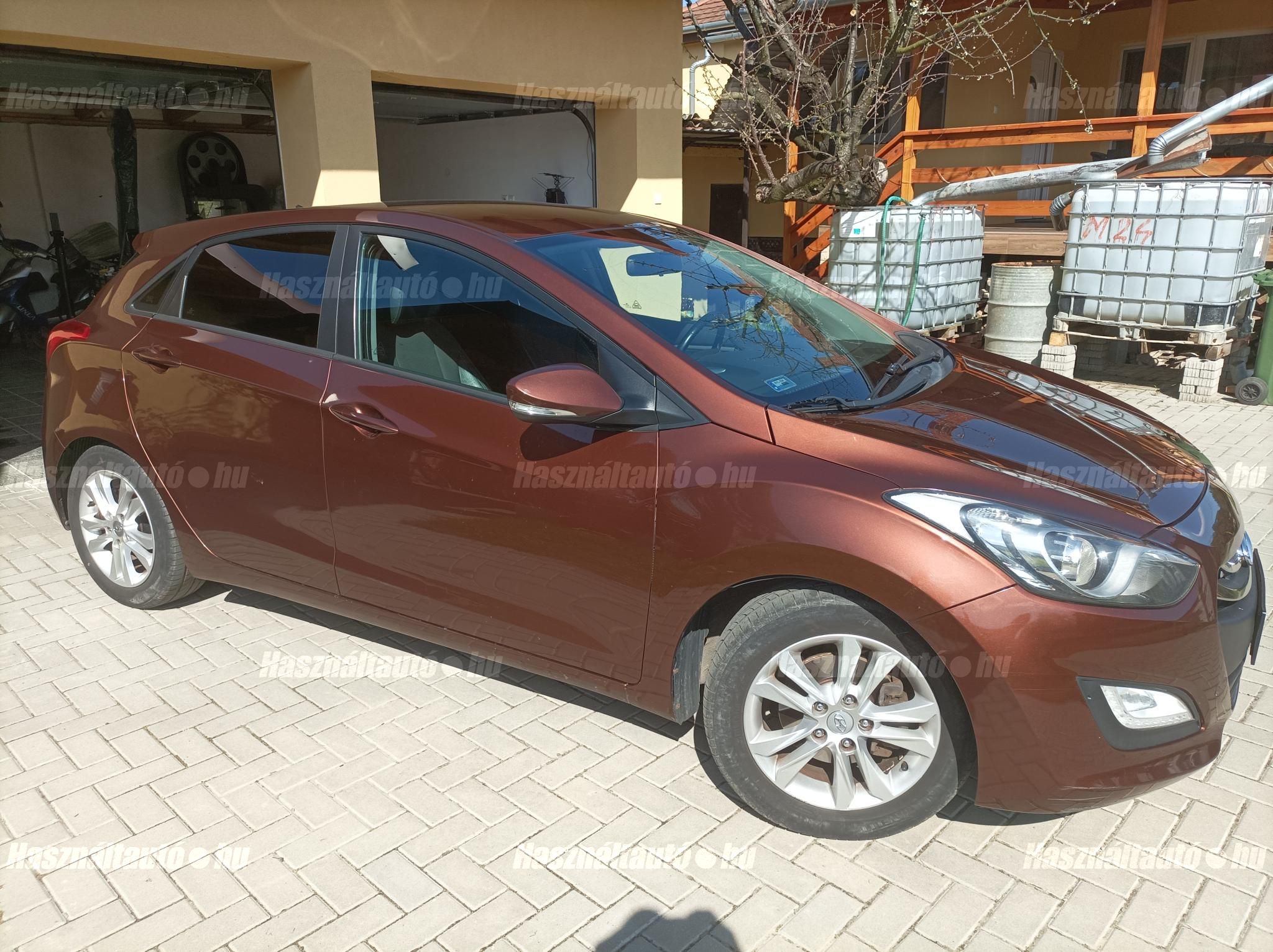HYUNDAI I30 2012/10 - 1