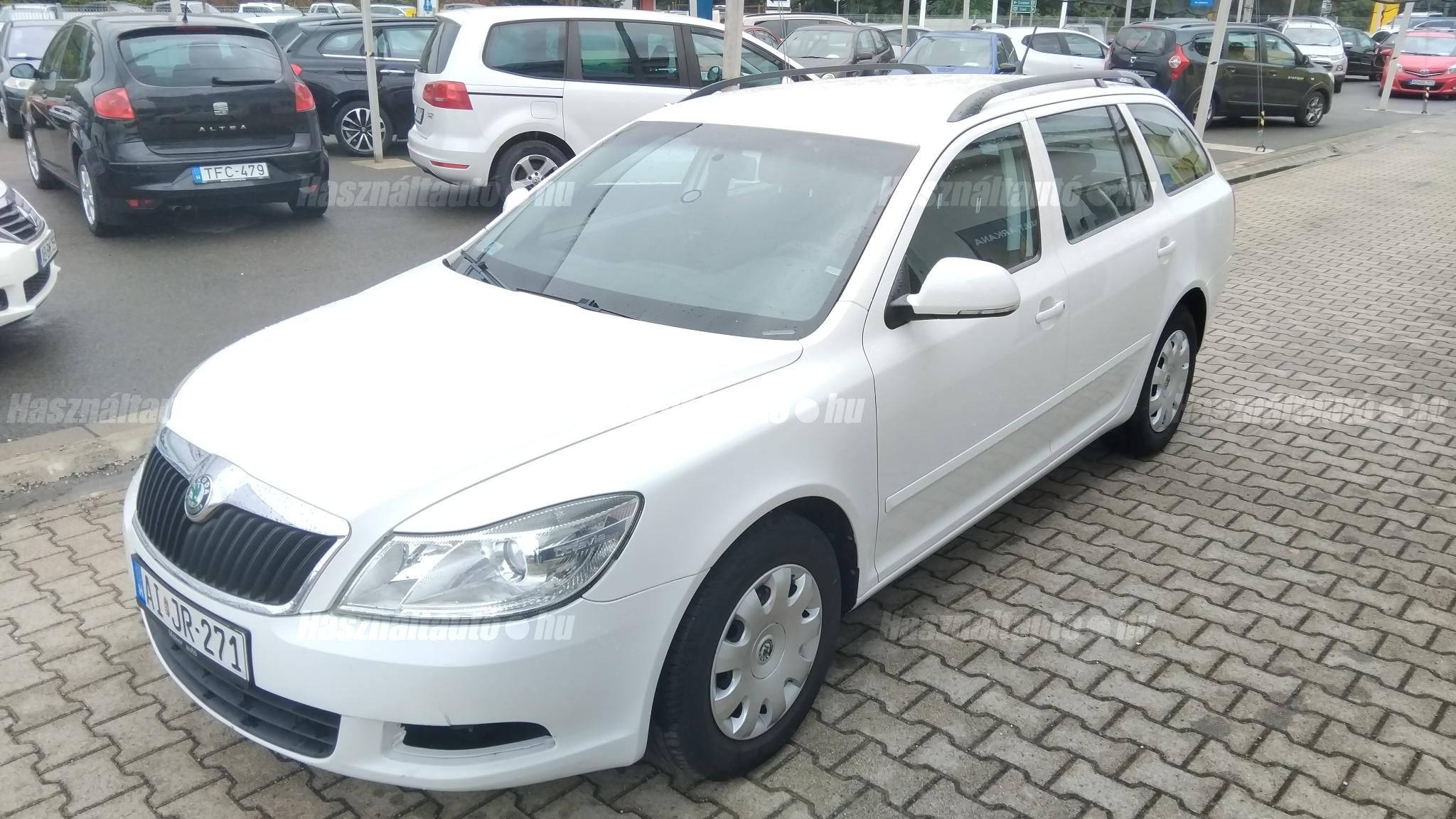 SKODA OCTAVIA 2012/3 - 1