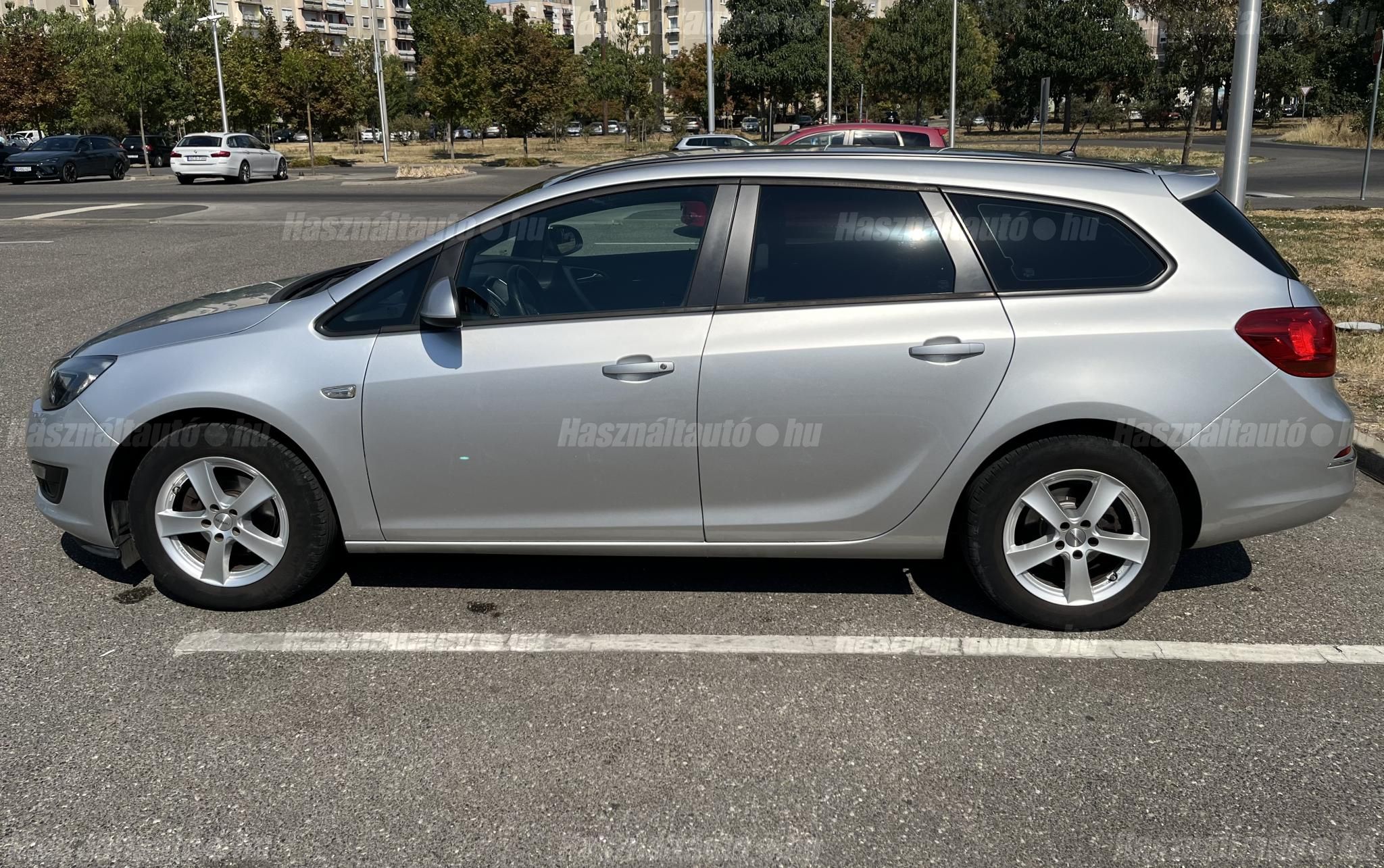 OPEL ASTRA J 2016/6 - 1