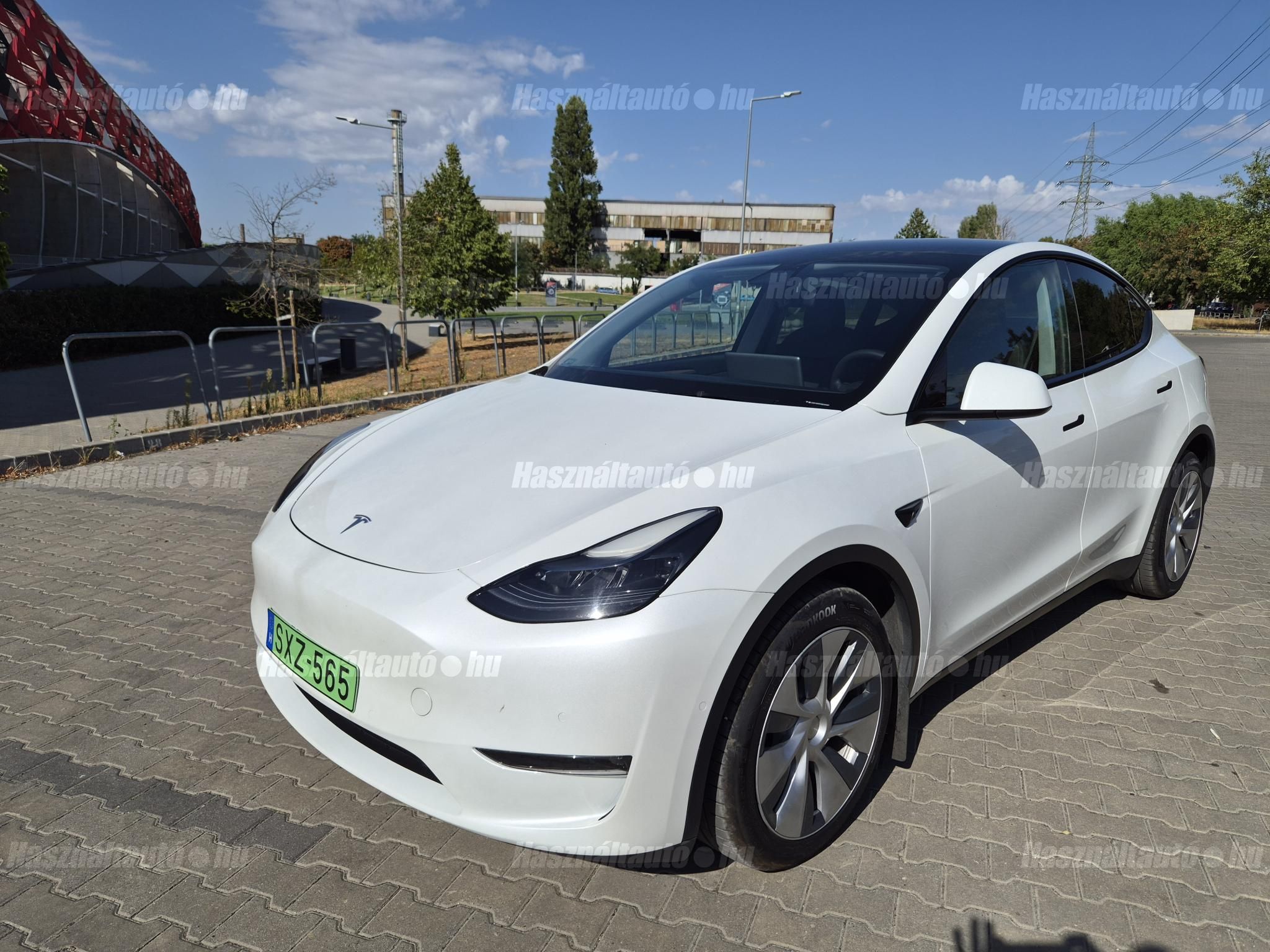 TESLA MODEL Y 2021/9 - 1