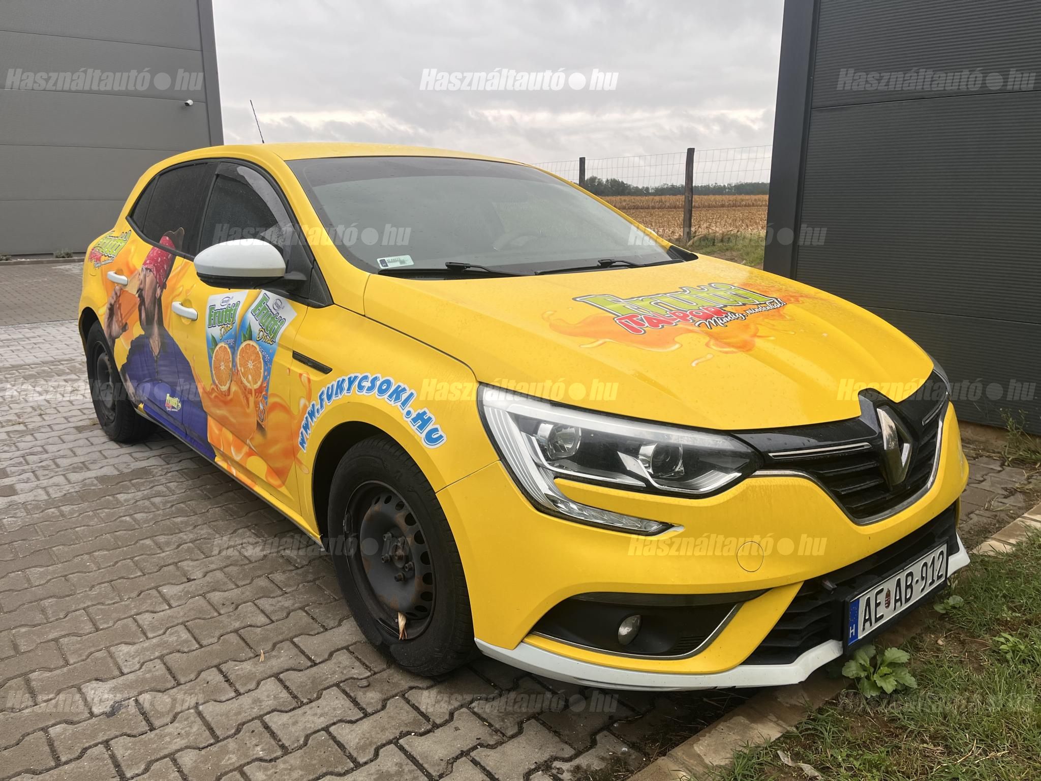 RENAULT MEGANE 2016/7 - 1