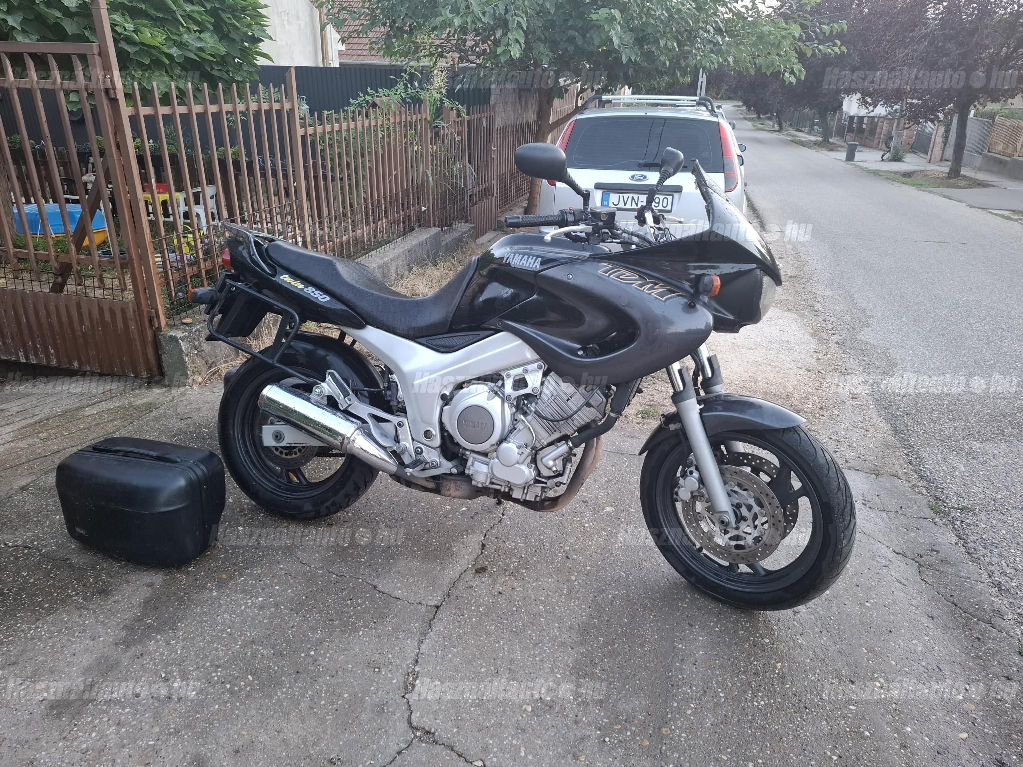 YAMAHA TDM 850 2000/4 - 1