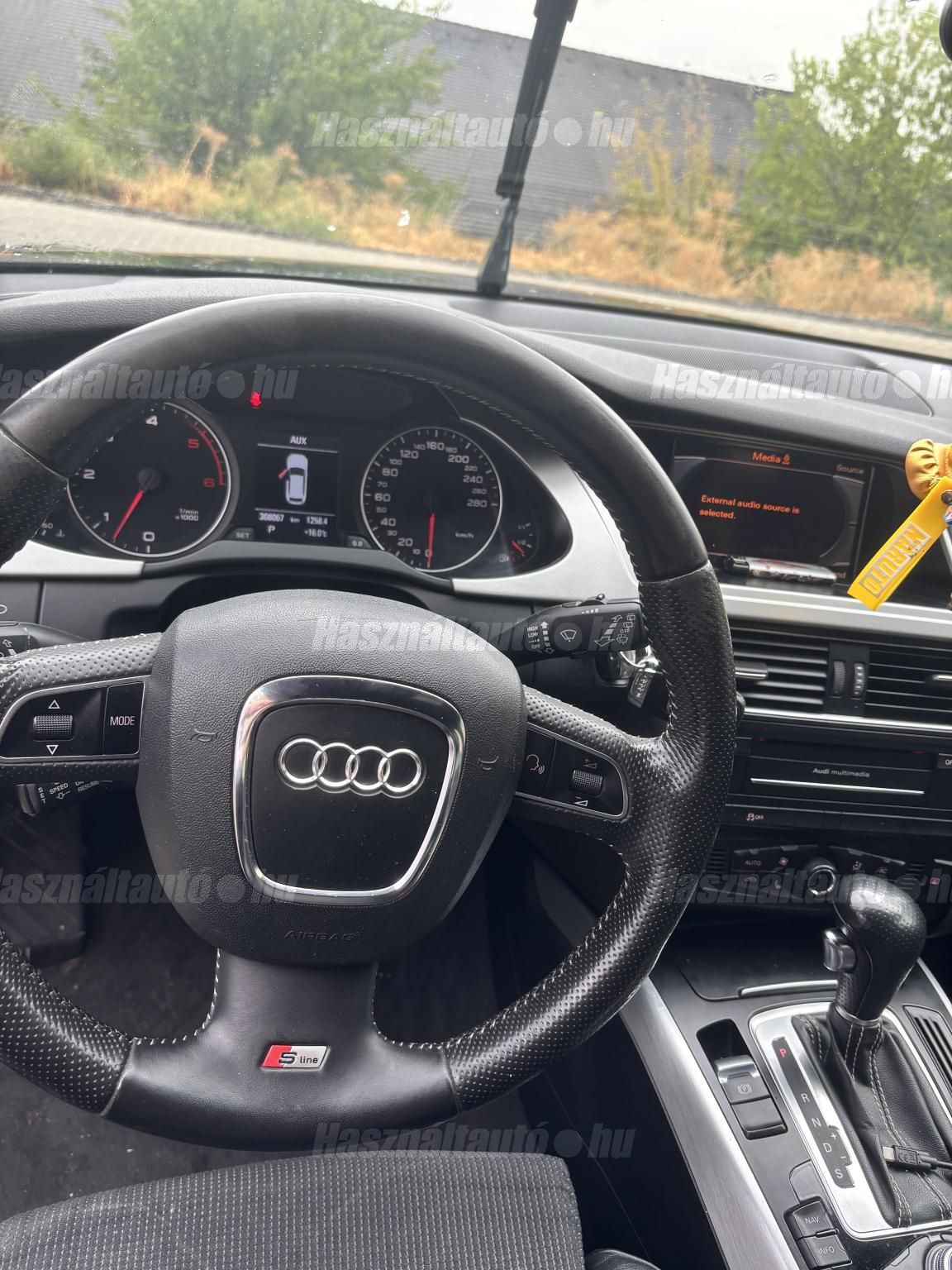 AUDI A4 2010/11 - 1