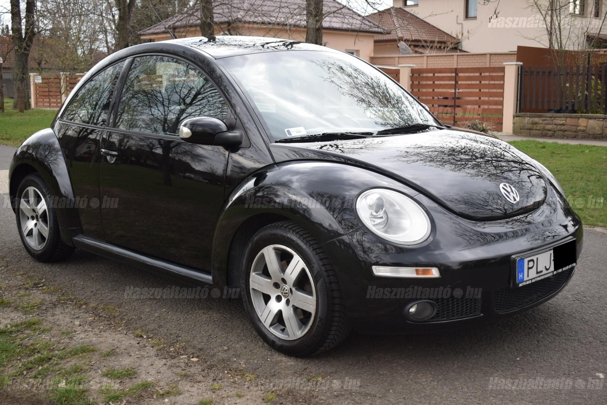VOLKSWAGEN NEW BEETLE 2009 - 1