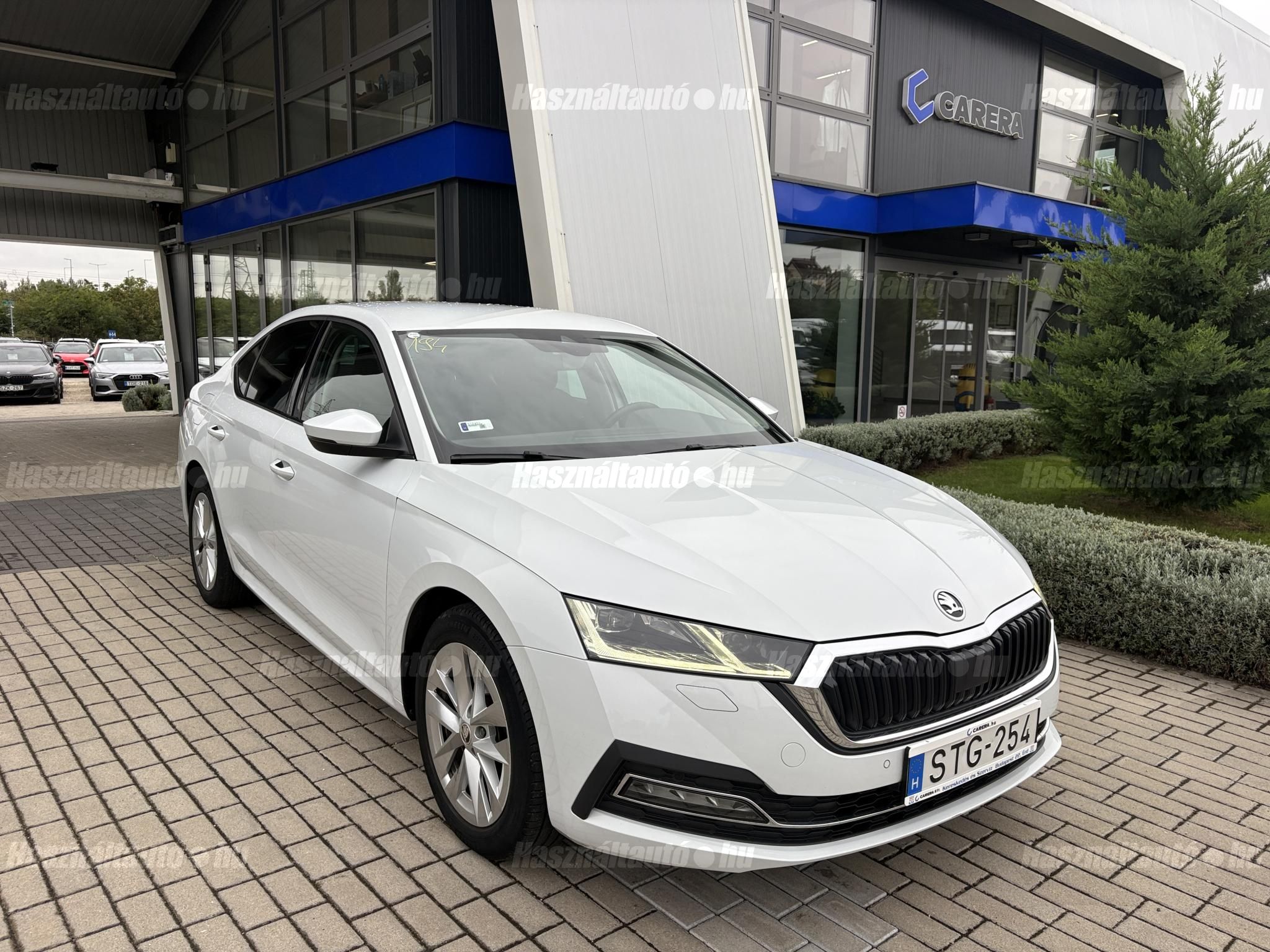 SKODA OCTAVIA 2021/6 - 1