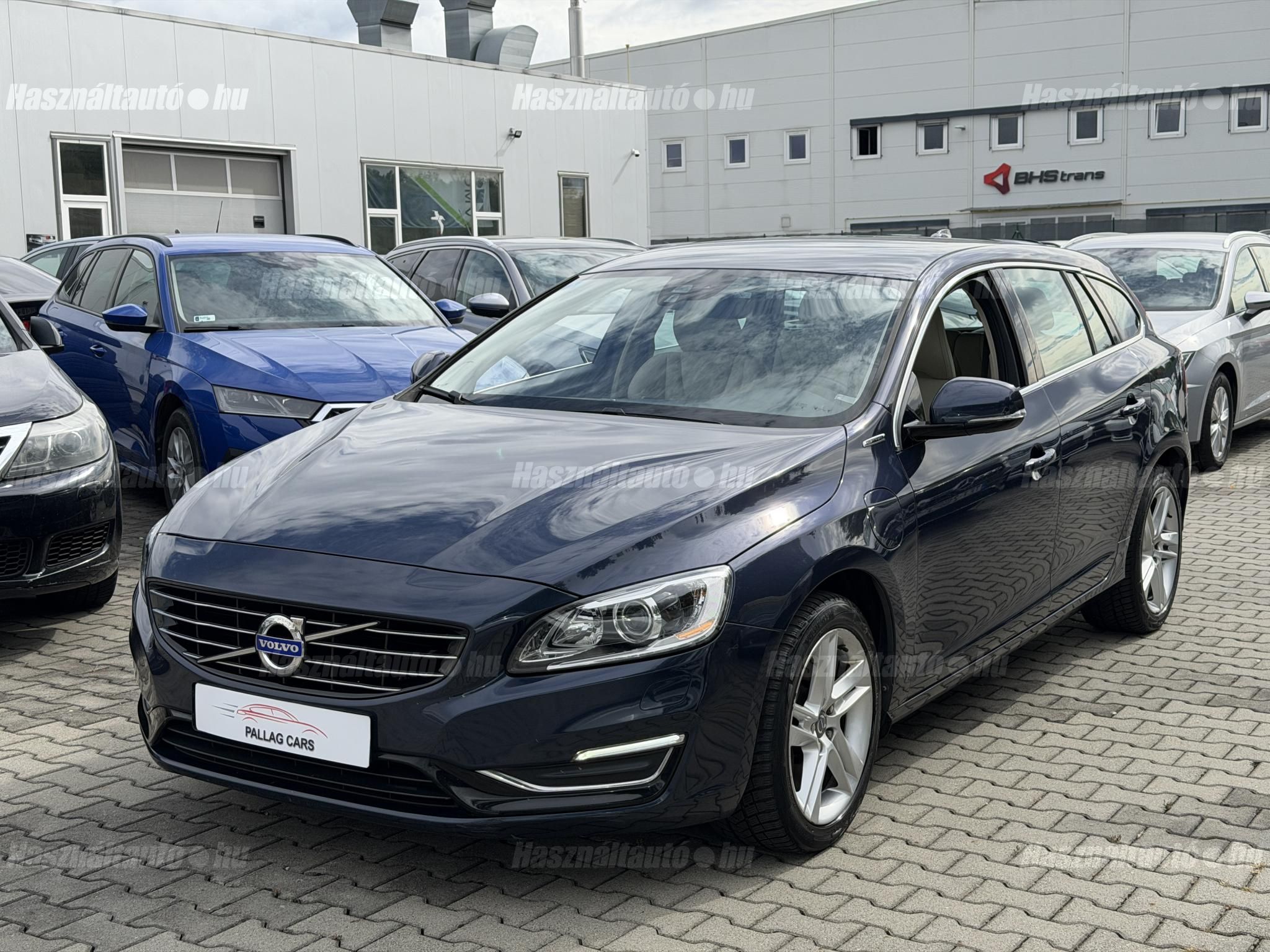 VOLVO V60 2014/10 - 1