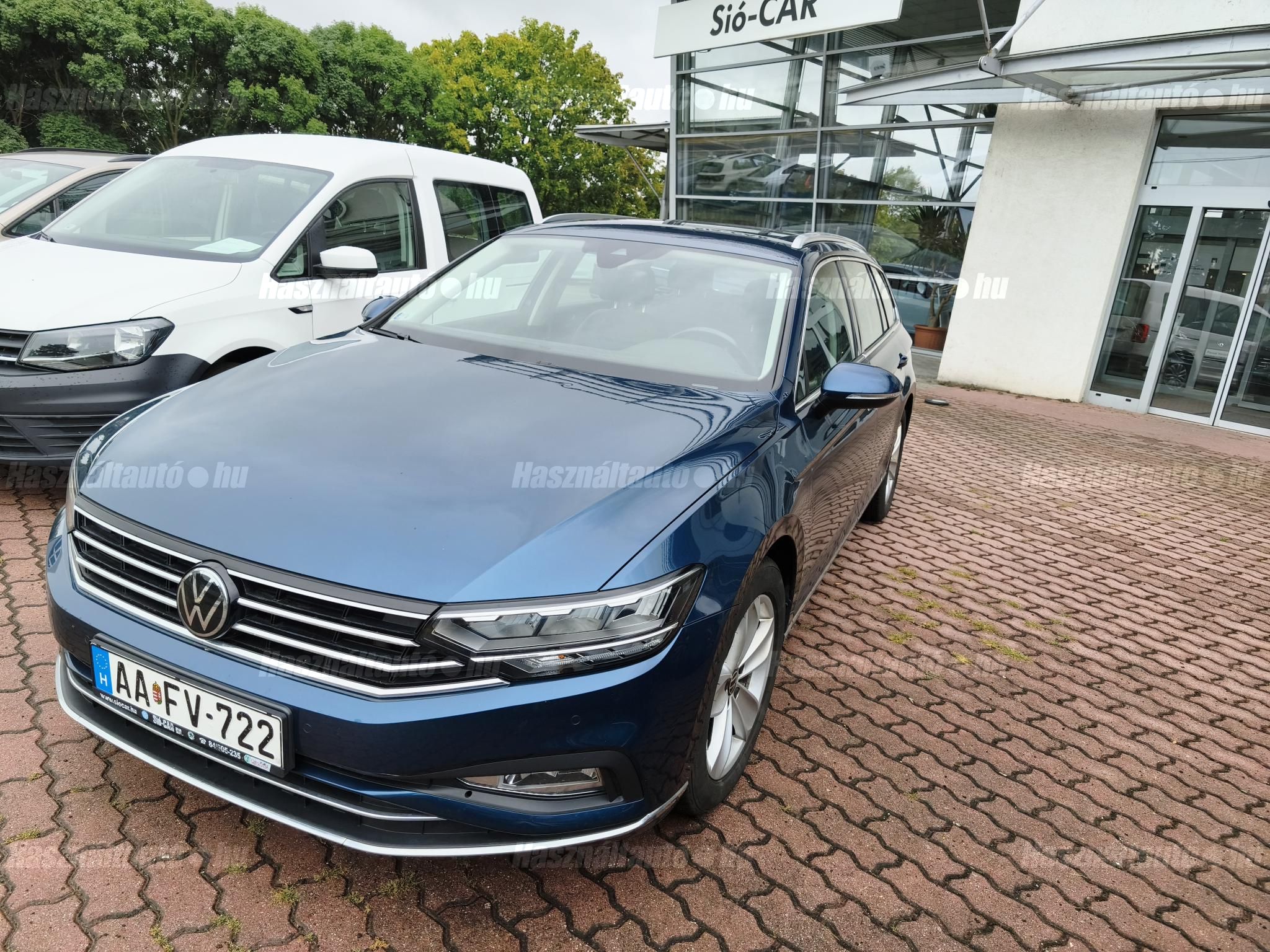 VOLKSWAGEN PASSAT VIII 2022/10 - 1