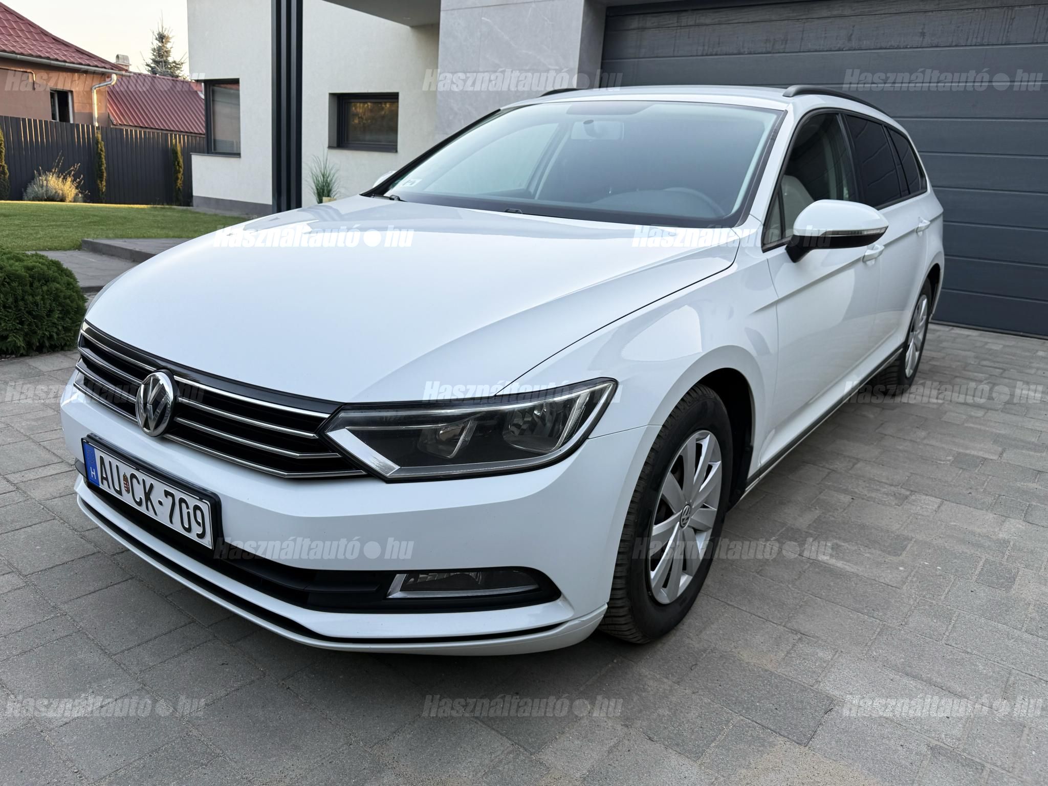 VOLKSWAGEN PASSAT VIII 2016/1 - 1