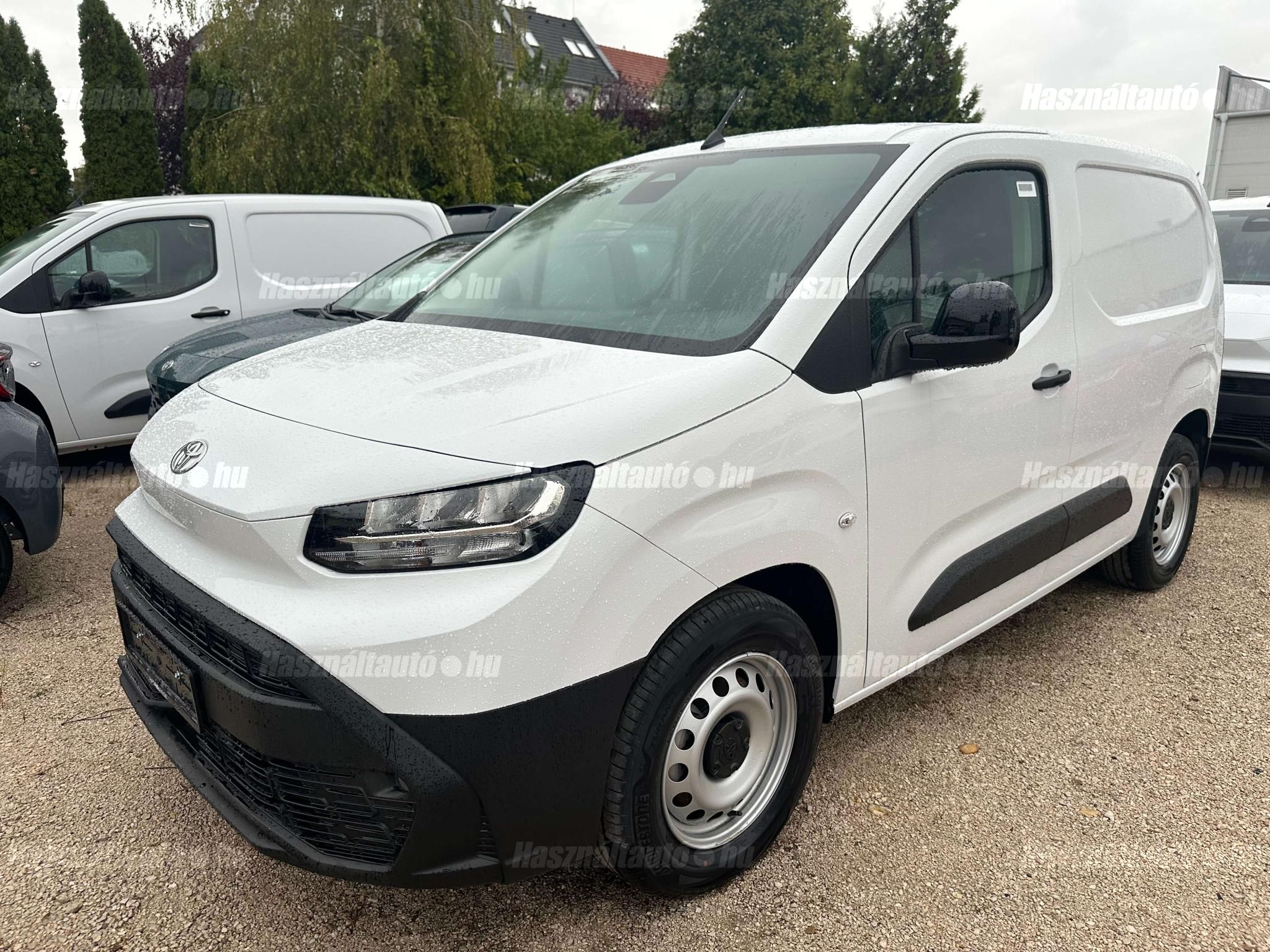 TOYOTA PROACE 2026 - 1