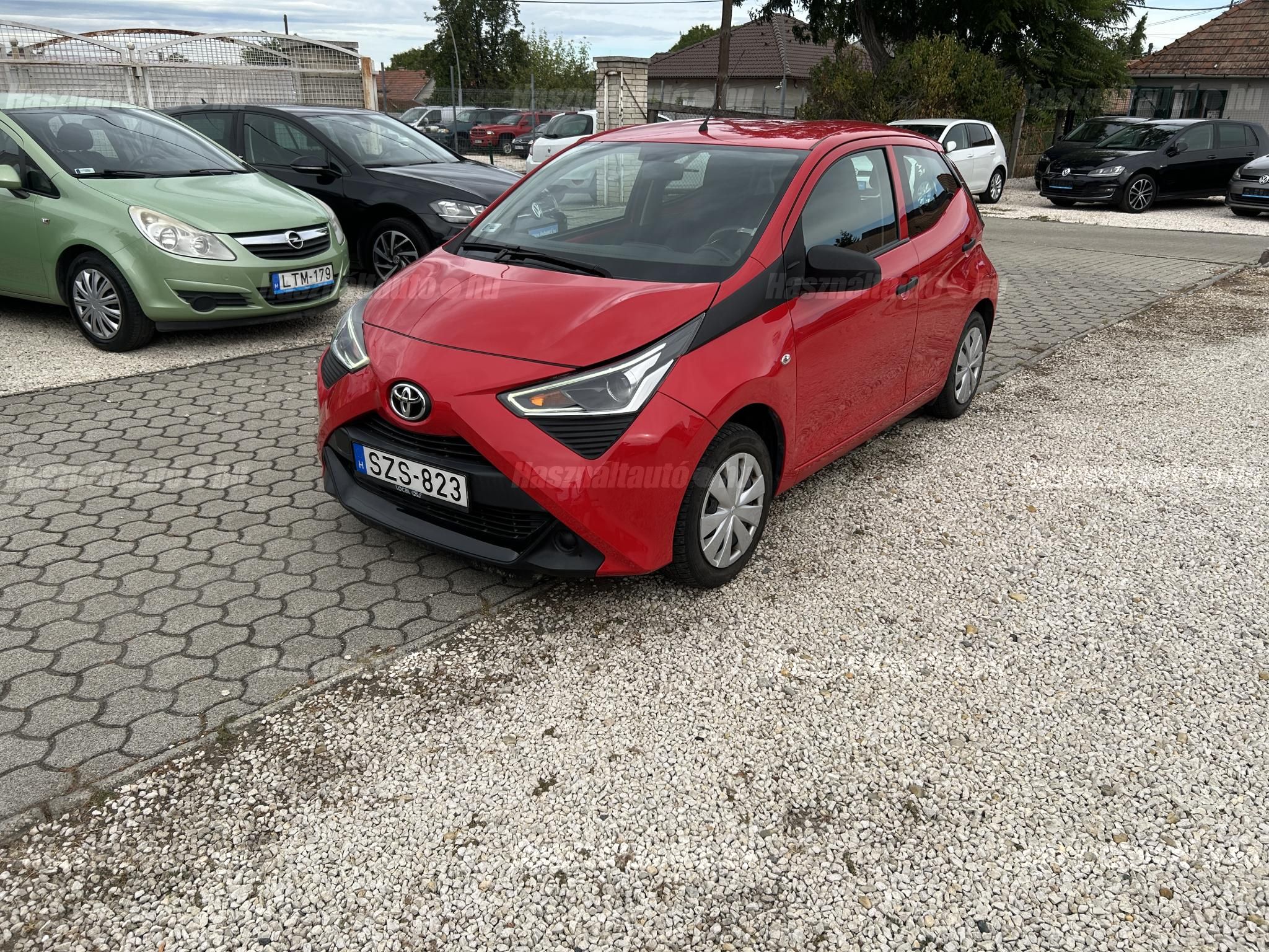 TOYOTA AYGO 2021/11 - 1