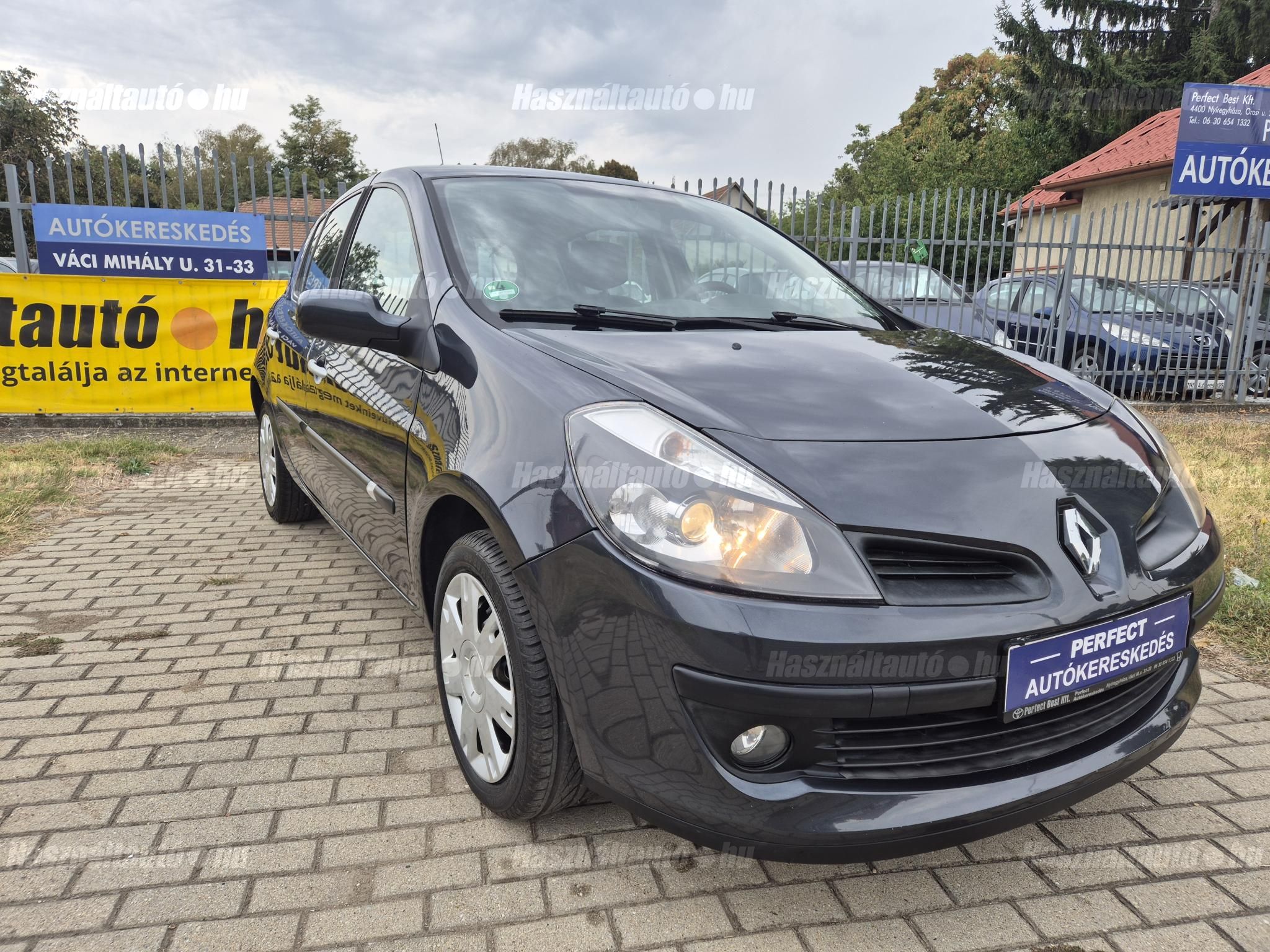 RENAULT CLIO 2005/12 - 1