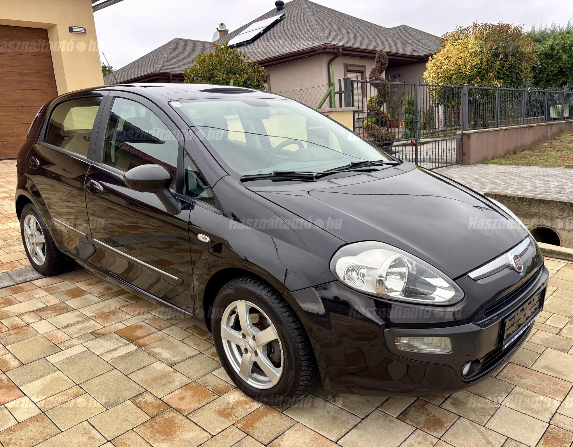 FIAT PUNTO 2010/2 - 1