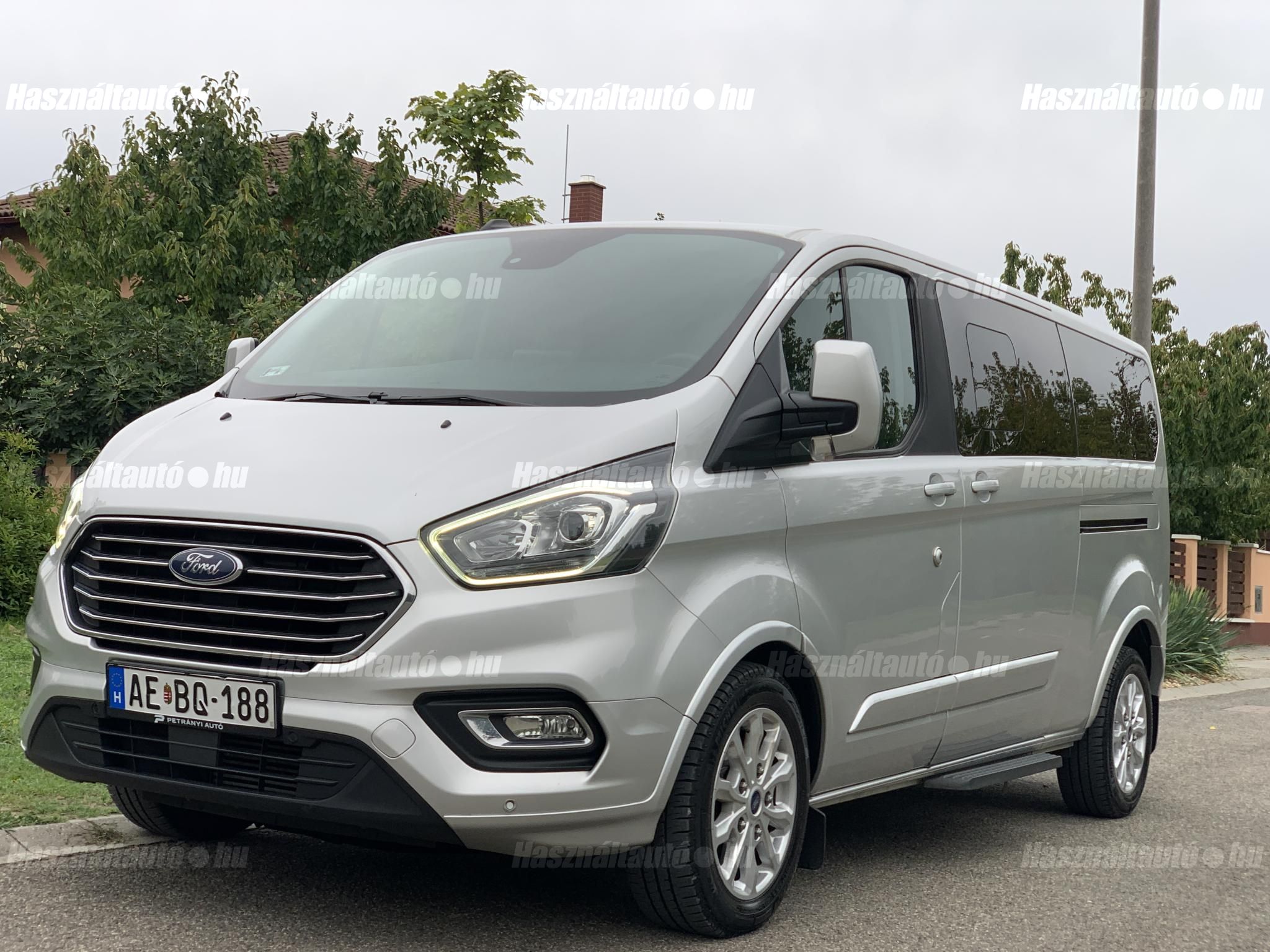 FORD TOURNEO 2023/8 - 1