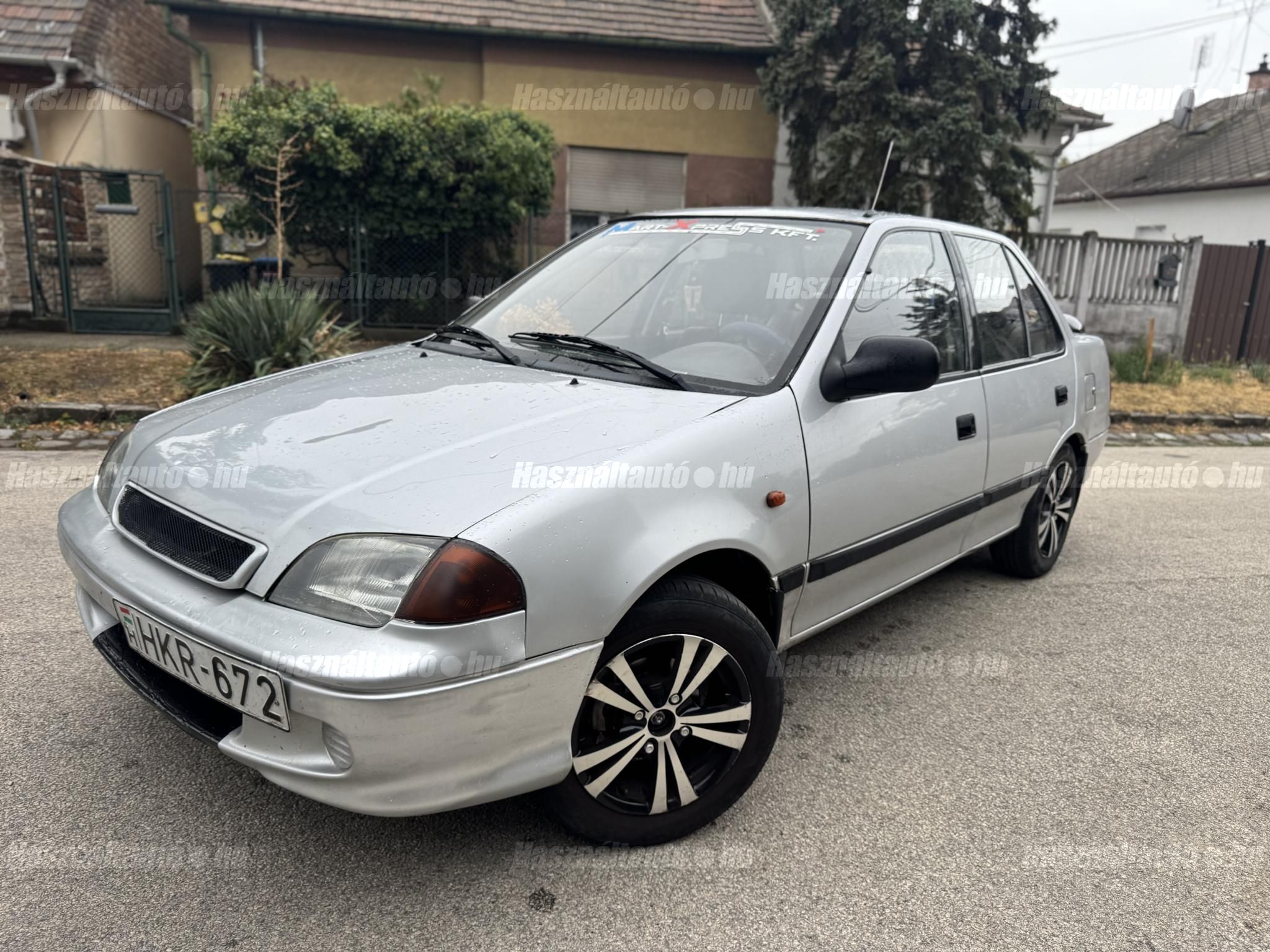 SUZUKI SWIFT 2001/10 - 1