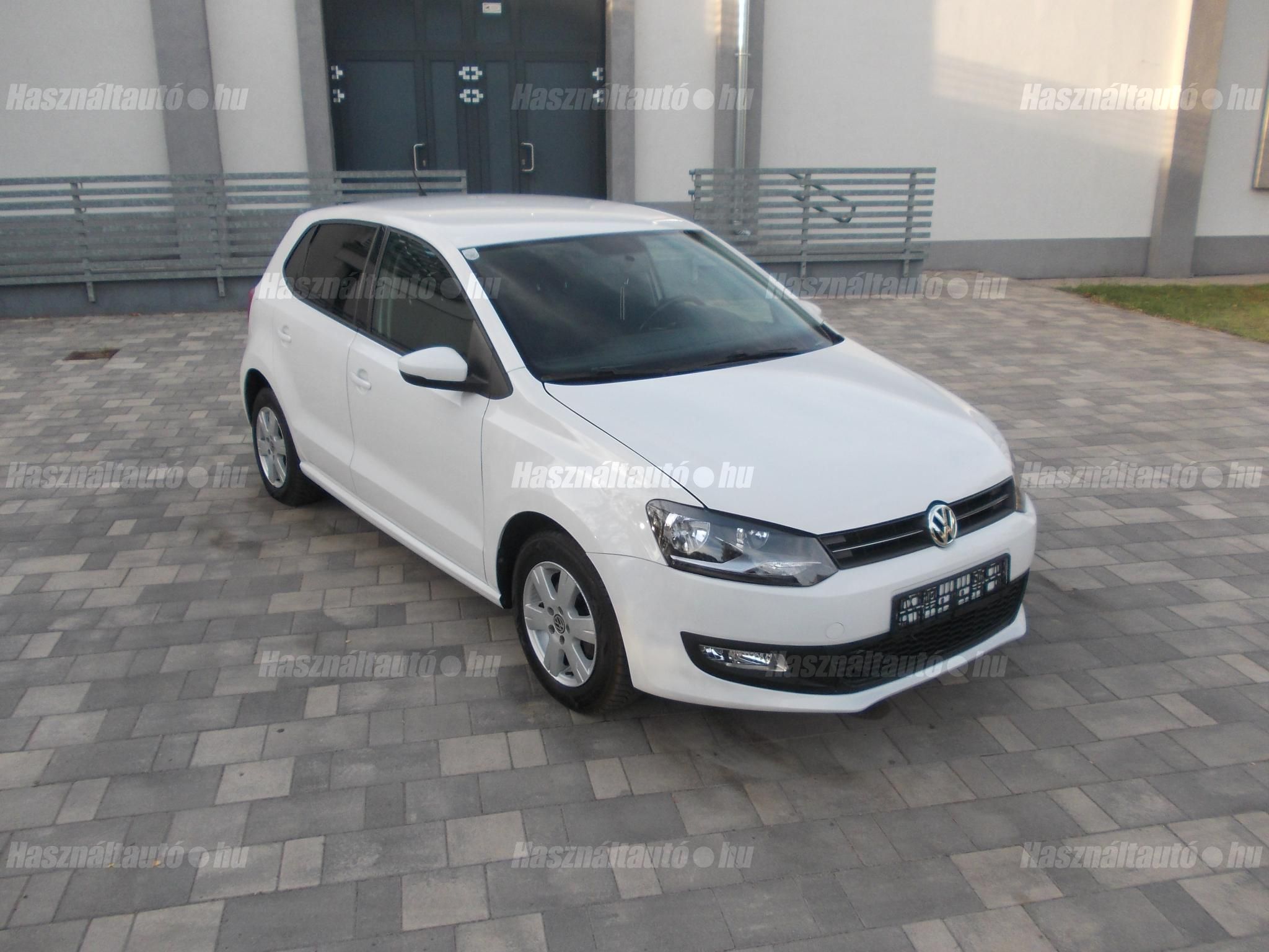 VOLKSWAGEN POLO 2012 - 1