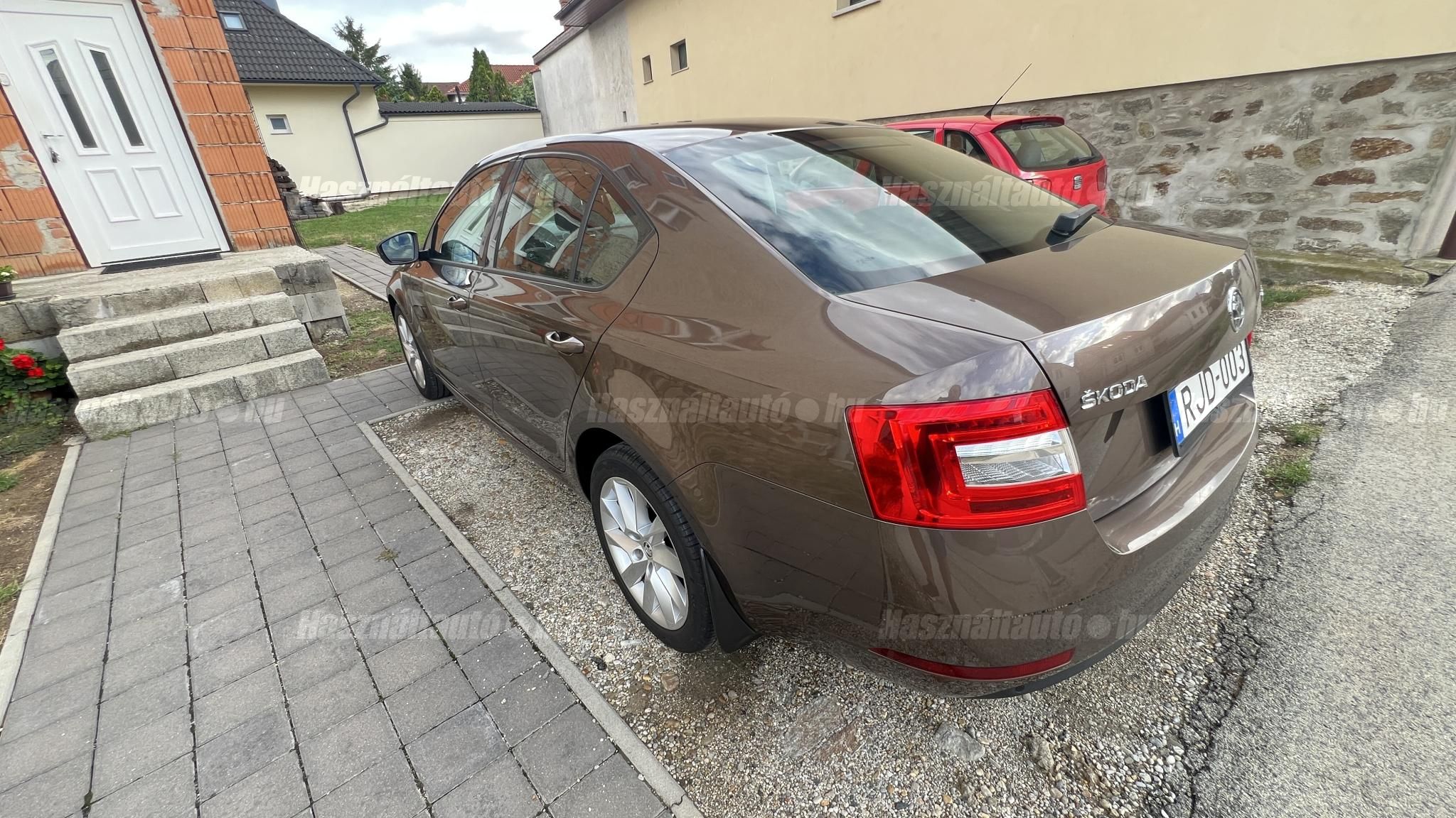 SKODA OCTAVIA 2018 - 1