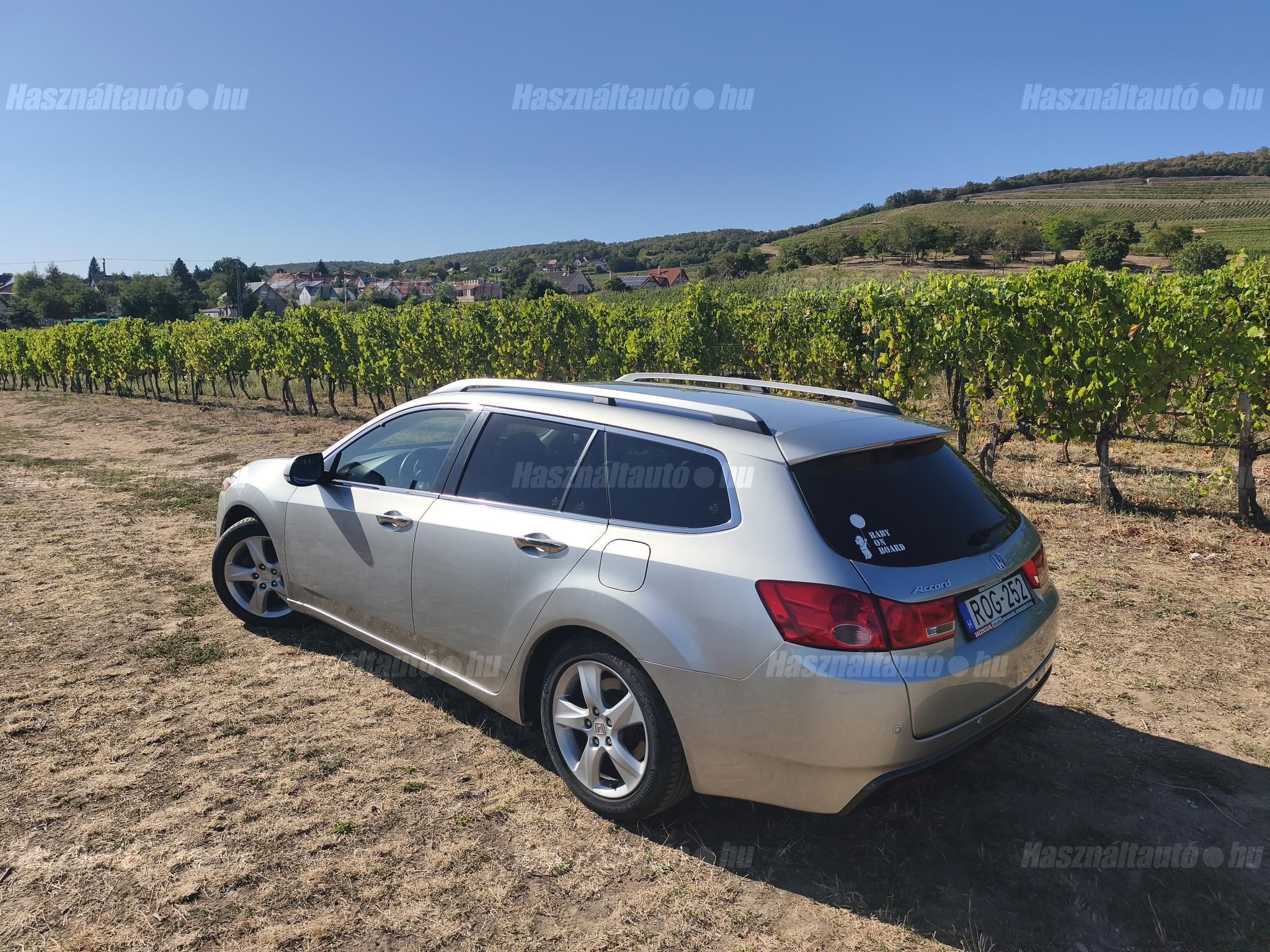 HONDA ACCORD 2010/7 - 1