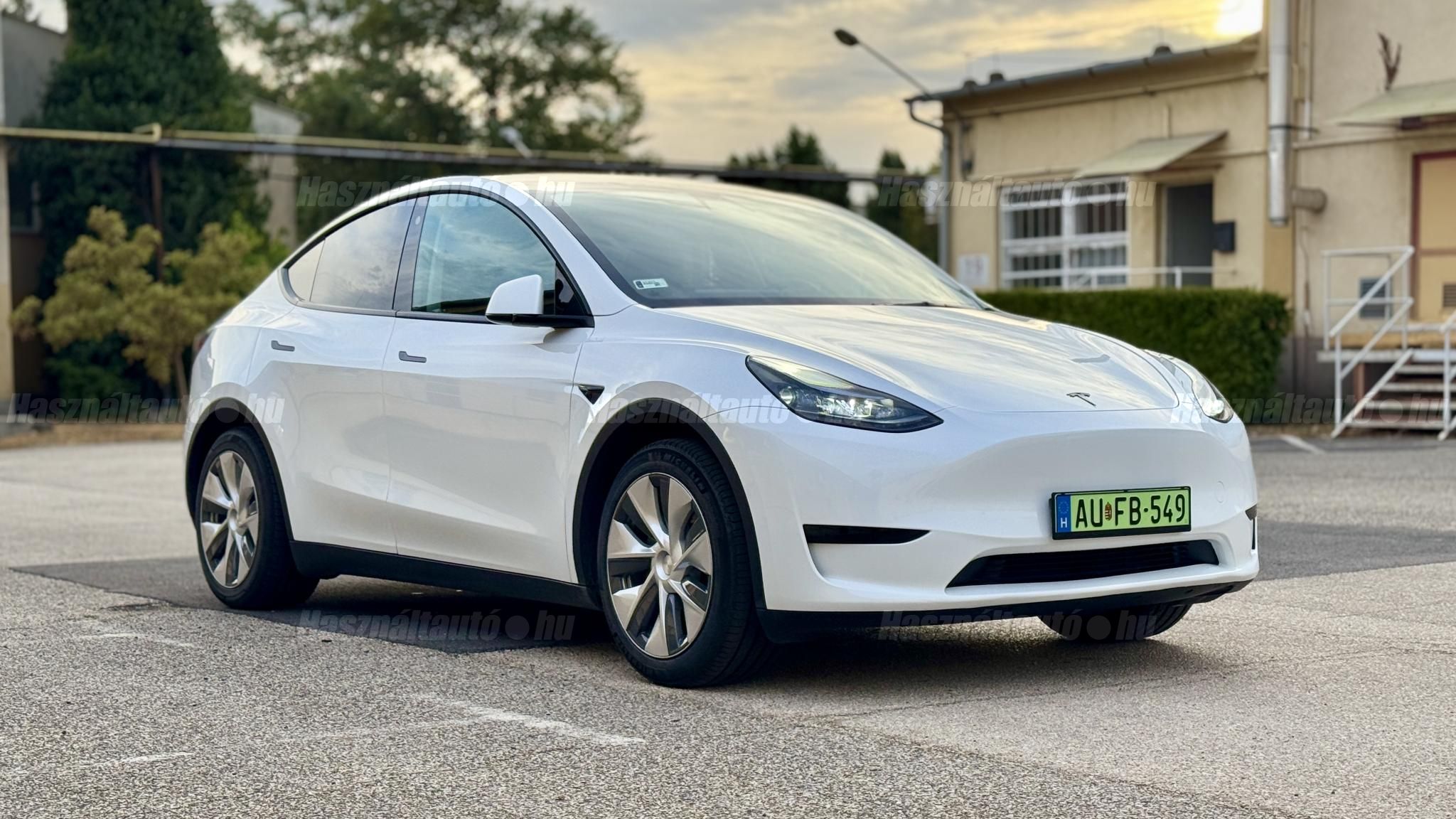 TESLA MODEL Y 2023/3 - 1