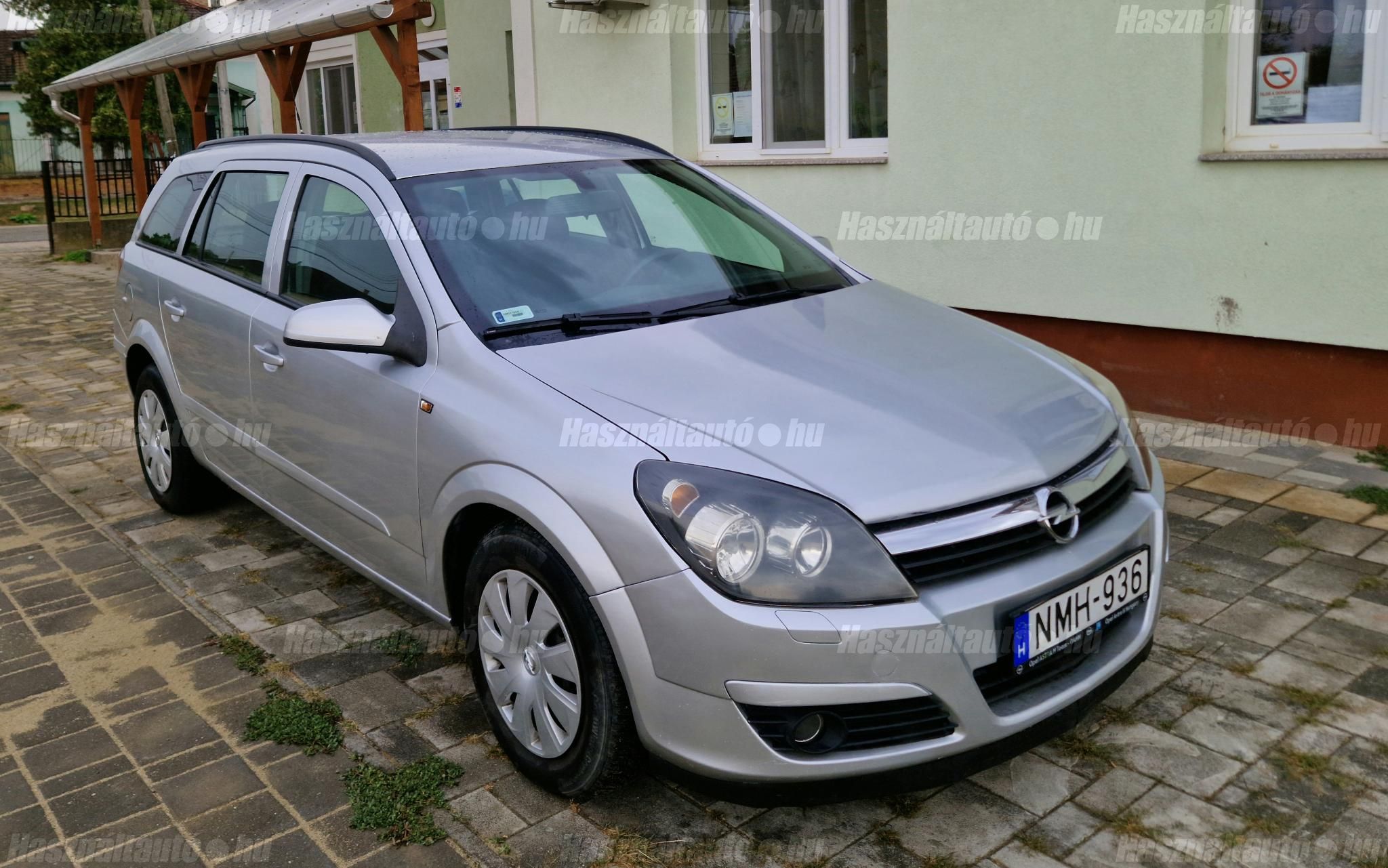 OPEL ASTRA 2005/9 - 1