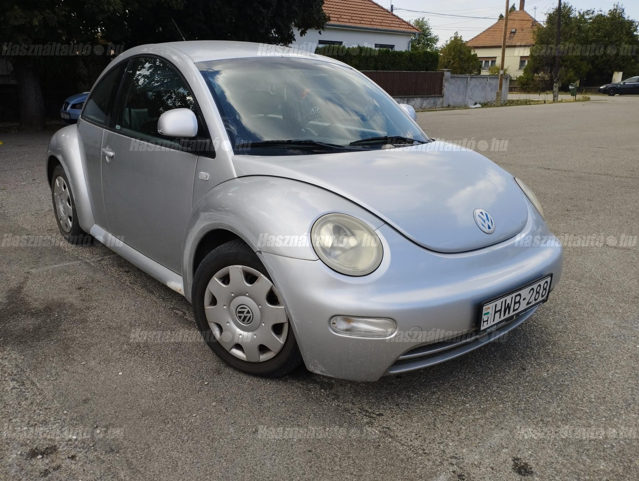 VOLKSWAGEN BEETLE 2000 - 1