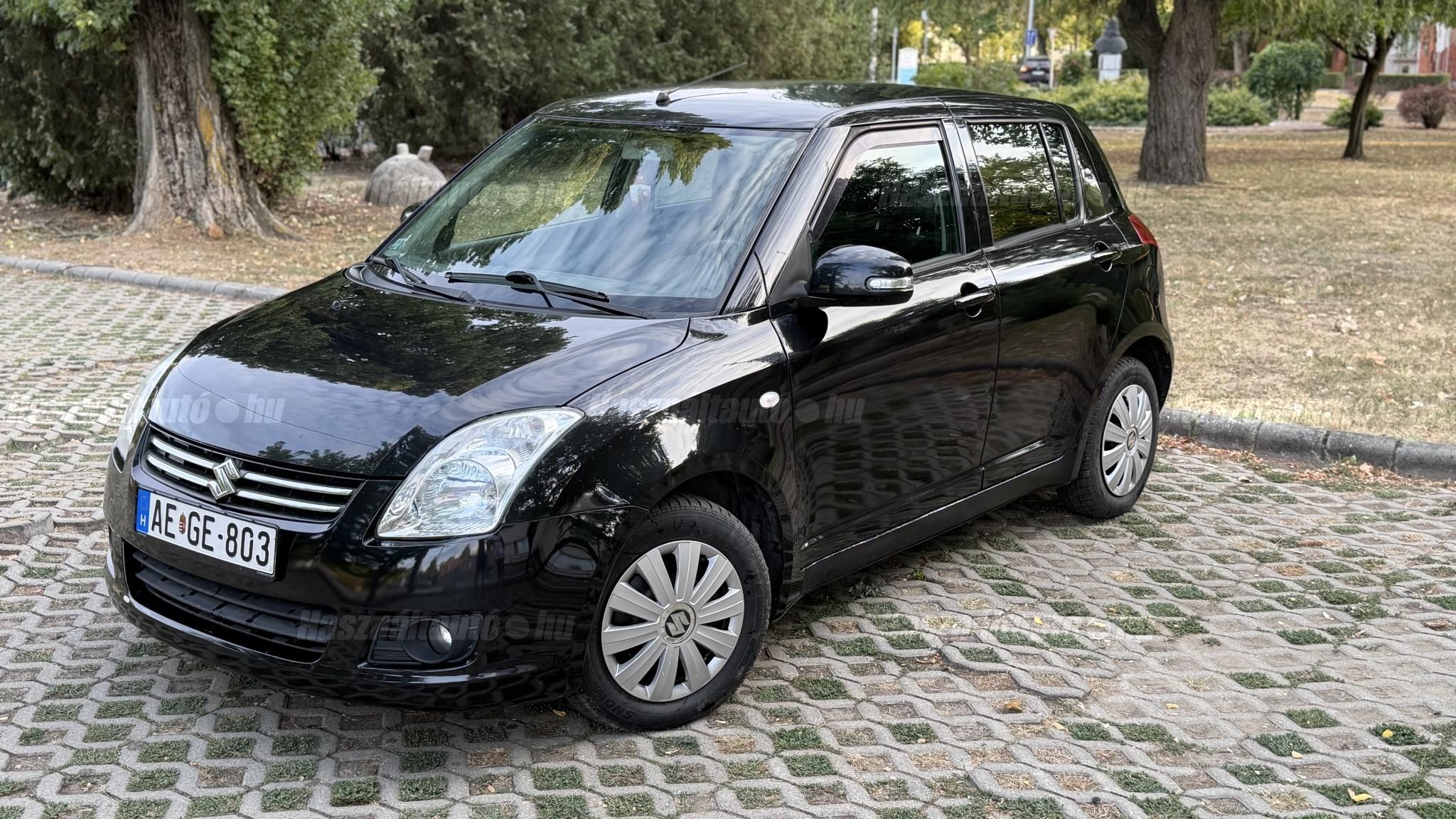 SUZUKI SWIFT 2010/2 - 1