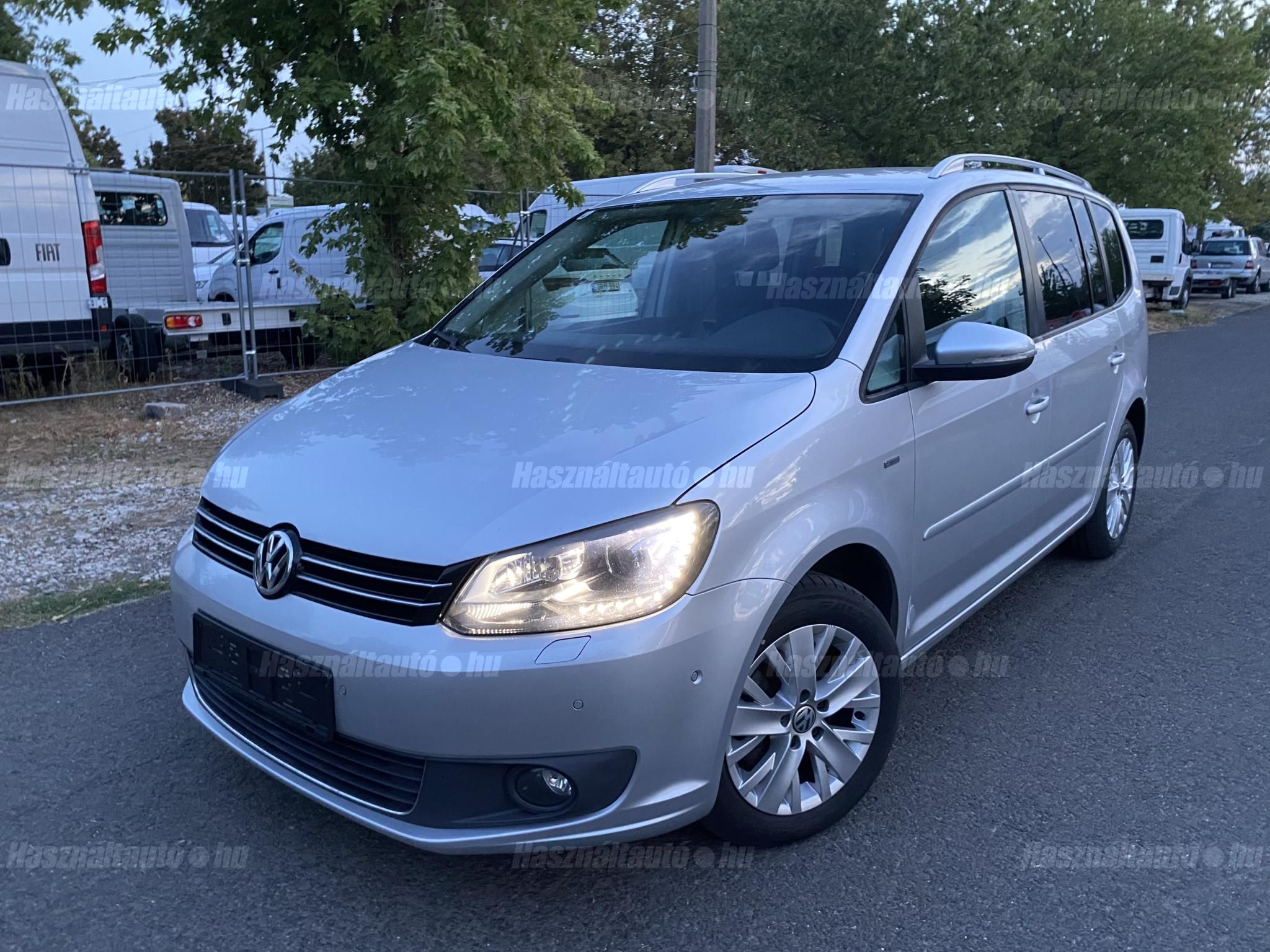 VOLKSWAGEN TOURAN 2014/2 - 1