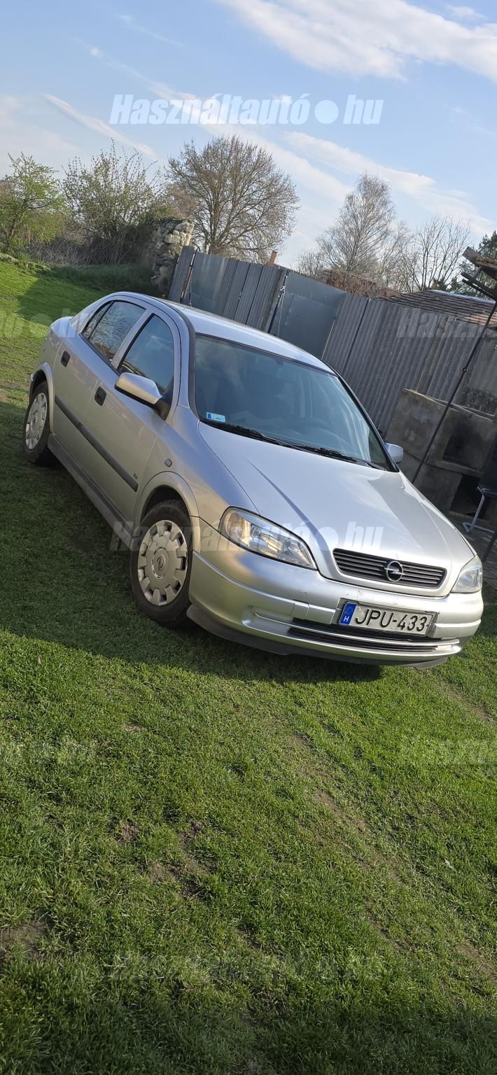 OPEL ASTRA 2005 - 1