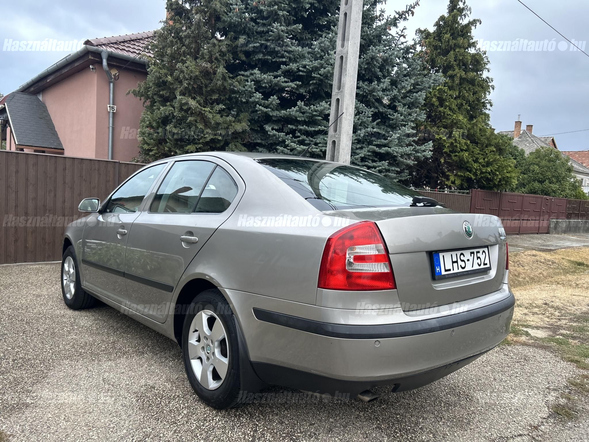 SKODA OCTAVIA 2008/8 - 1