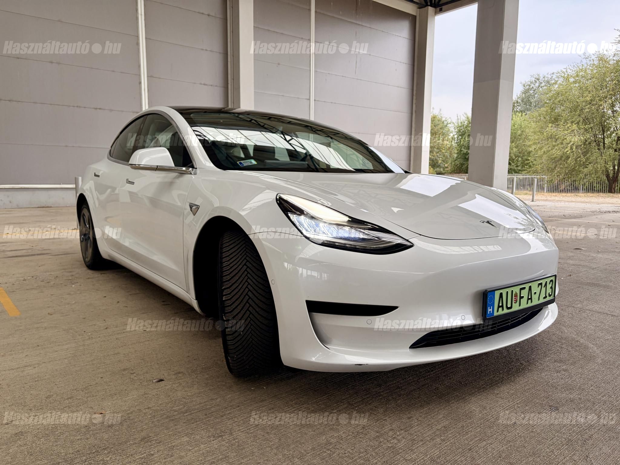 TESLA MODEL 3 2020/9 - 1