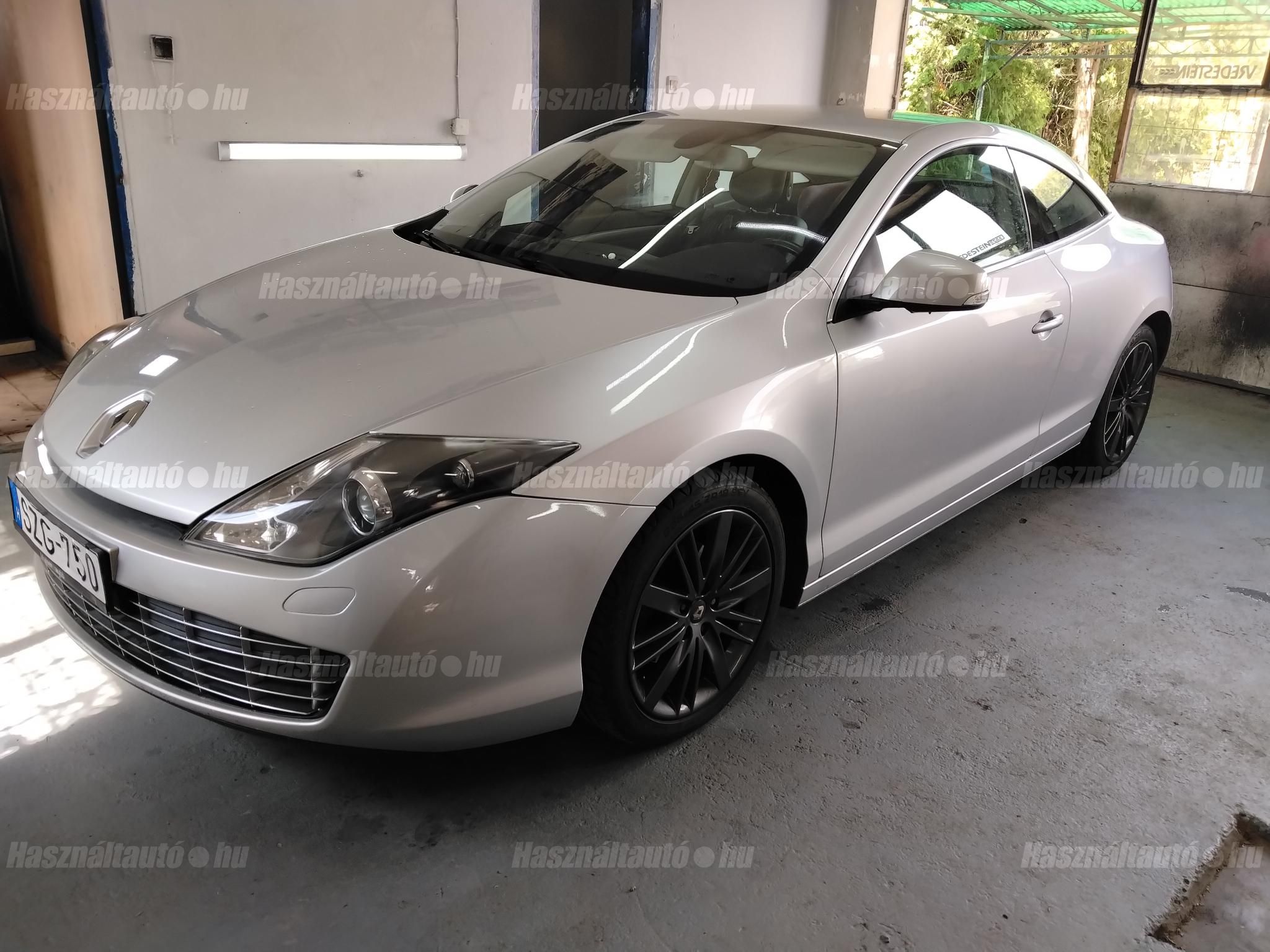 RENAULT LAGUNA 2009 - 1